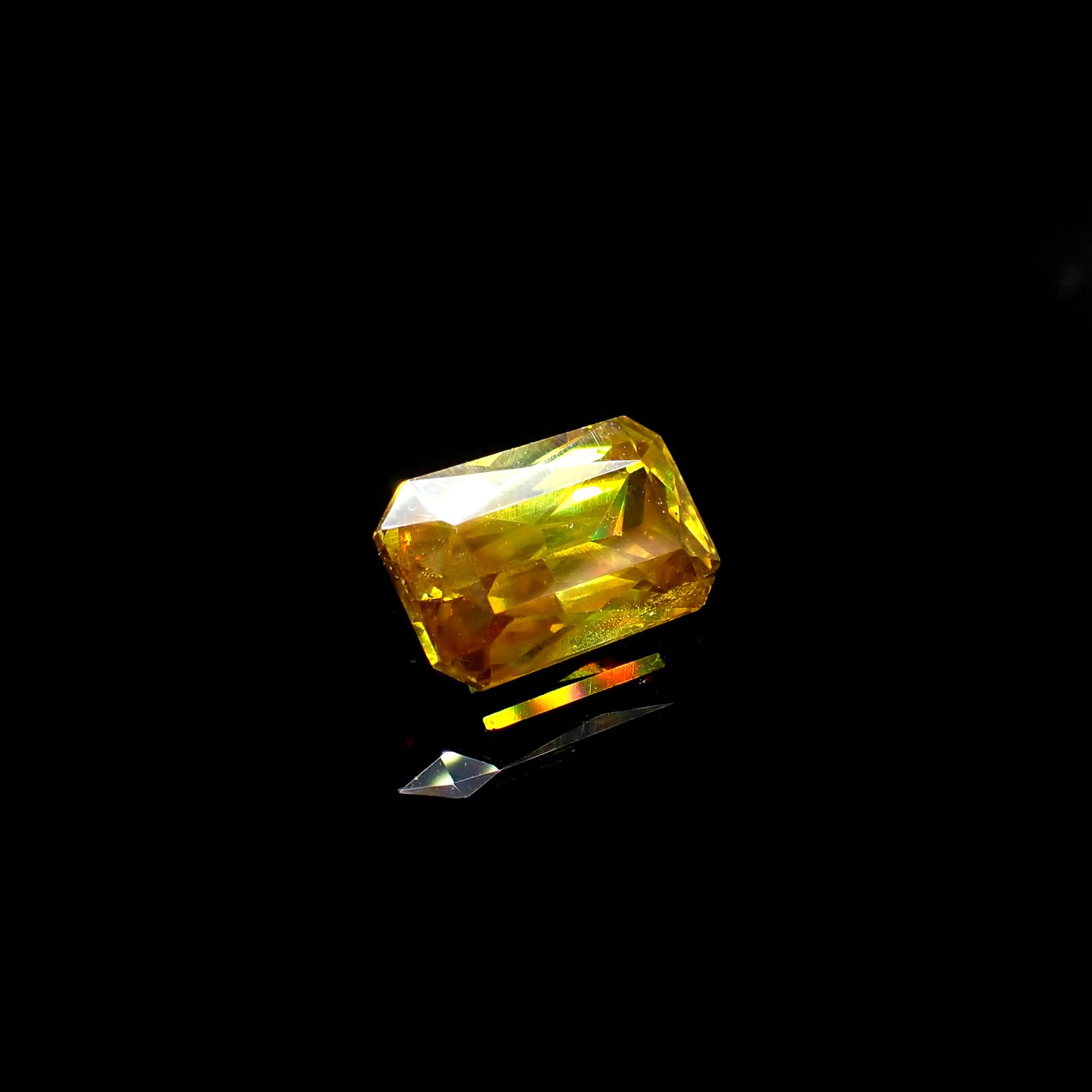 スファレライト スペイン産 5.67ct[240326379]11.5x7.4mm前後