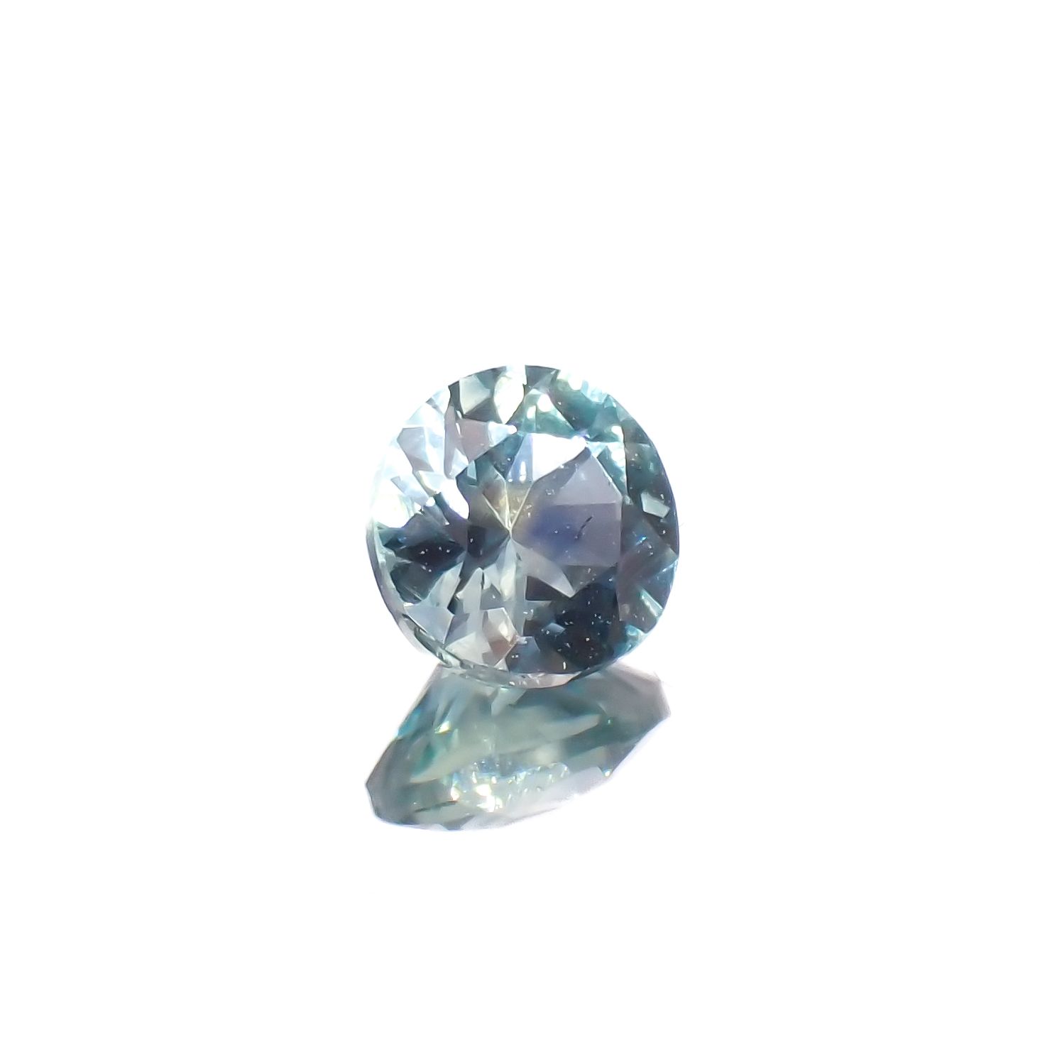 モンタナサファイア アメリカ・モンタナ州産 0.60ct[230321131]4.9x4.9mm前後