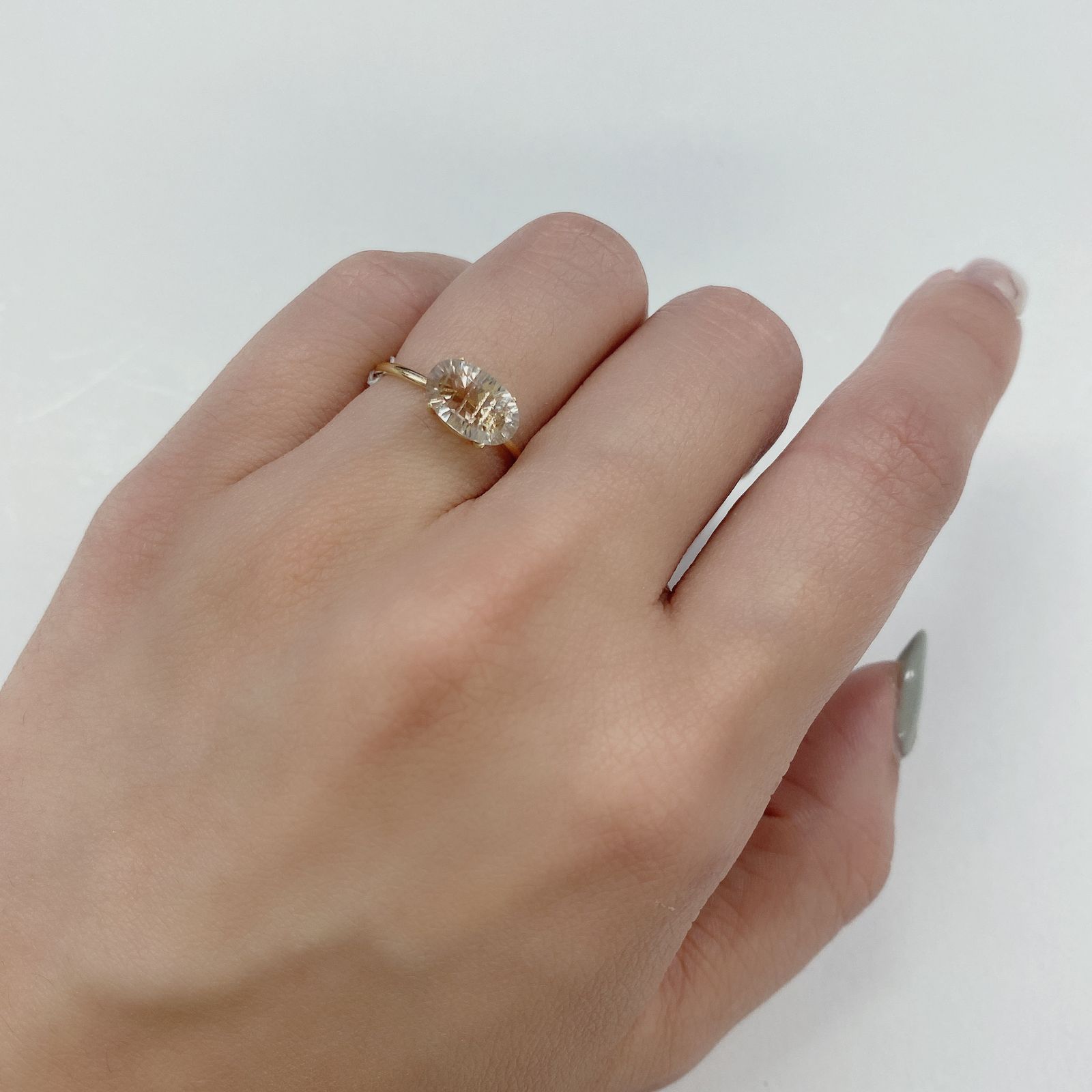◇コンケーブカット◇オレゴンサンストーン アメリカ産 ルース 1.25ct[210410420]9.3×5.9mm前後
