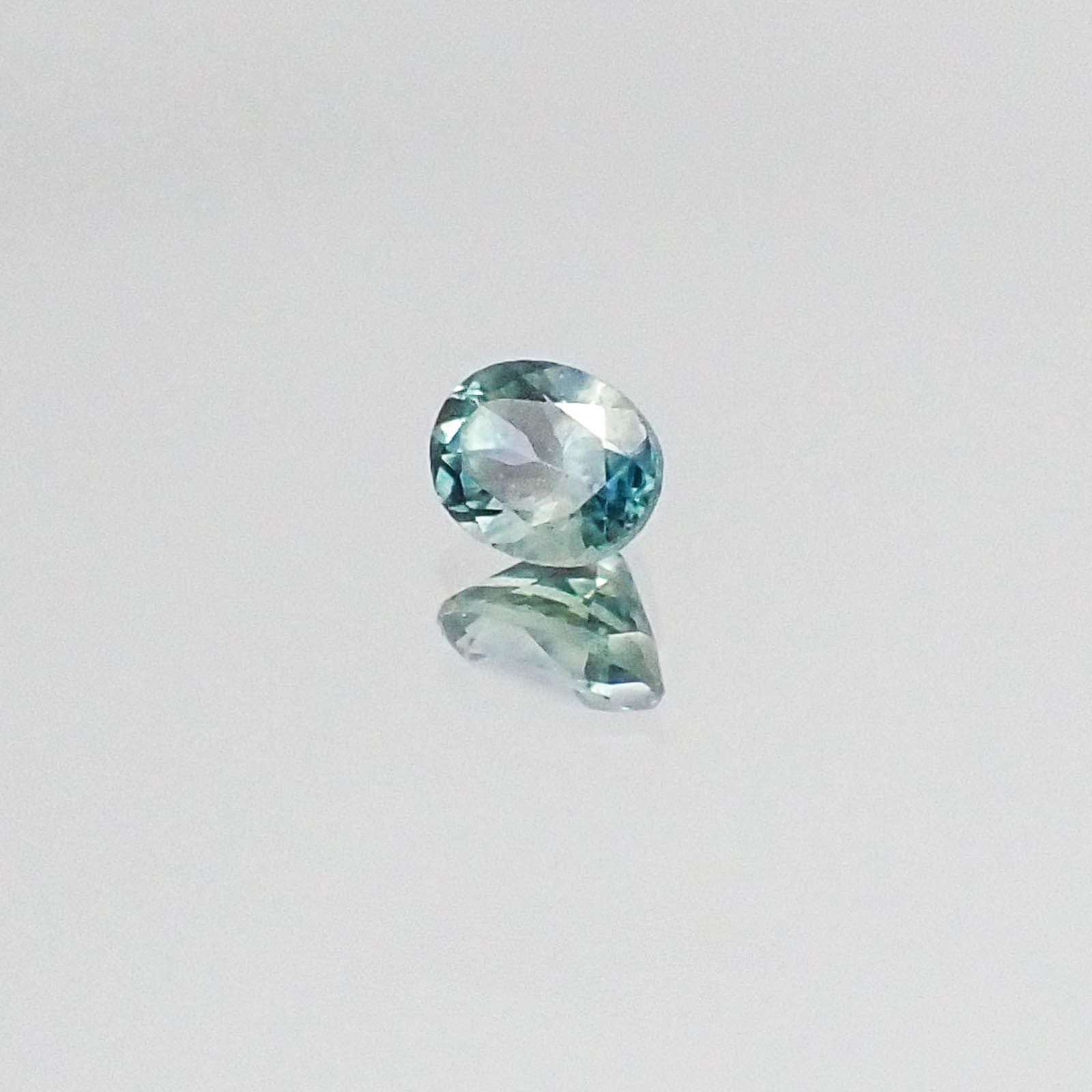 モンタナサファイア アメリカ産 ルース 0.24ct[20073890]3.9×3.1mm前後
