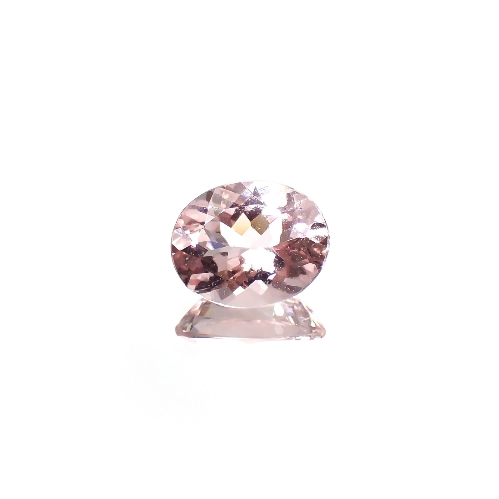 モルガナイト ブラジル/モザンビーク産 2.18ct / 10.1x8.1mm前後 [231224876]