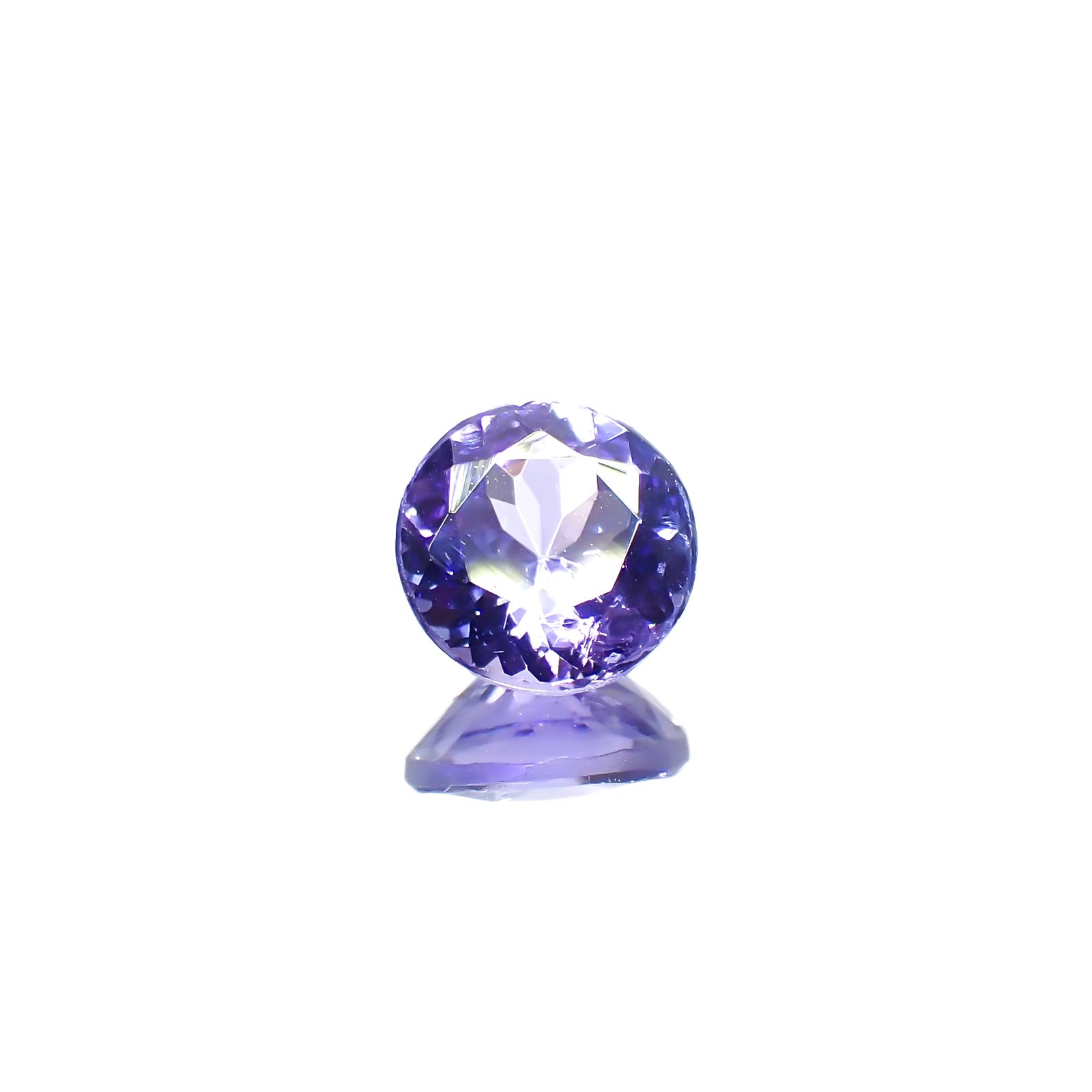タンザナイト(宝石名タンザナイト)タンザニア産 0.65ct 識別済[240628328]5.6x5.6mm前後