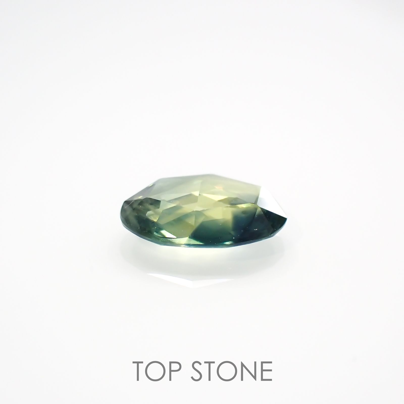 ◇ローズカット◇パーティカラーサファイア(宝石名パーティカラード・サファイア) マダガスカル産 1.02ct 識別済[210913203]7.7×5.6mm前後