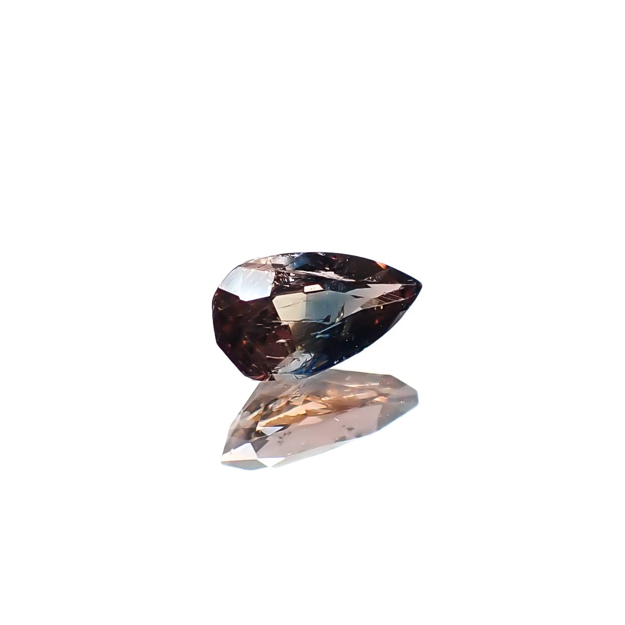 ブルーティントアキシナイト パキスタン産 0.29ct [241229597]5.9x3.2mm前後