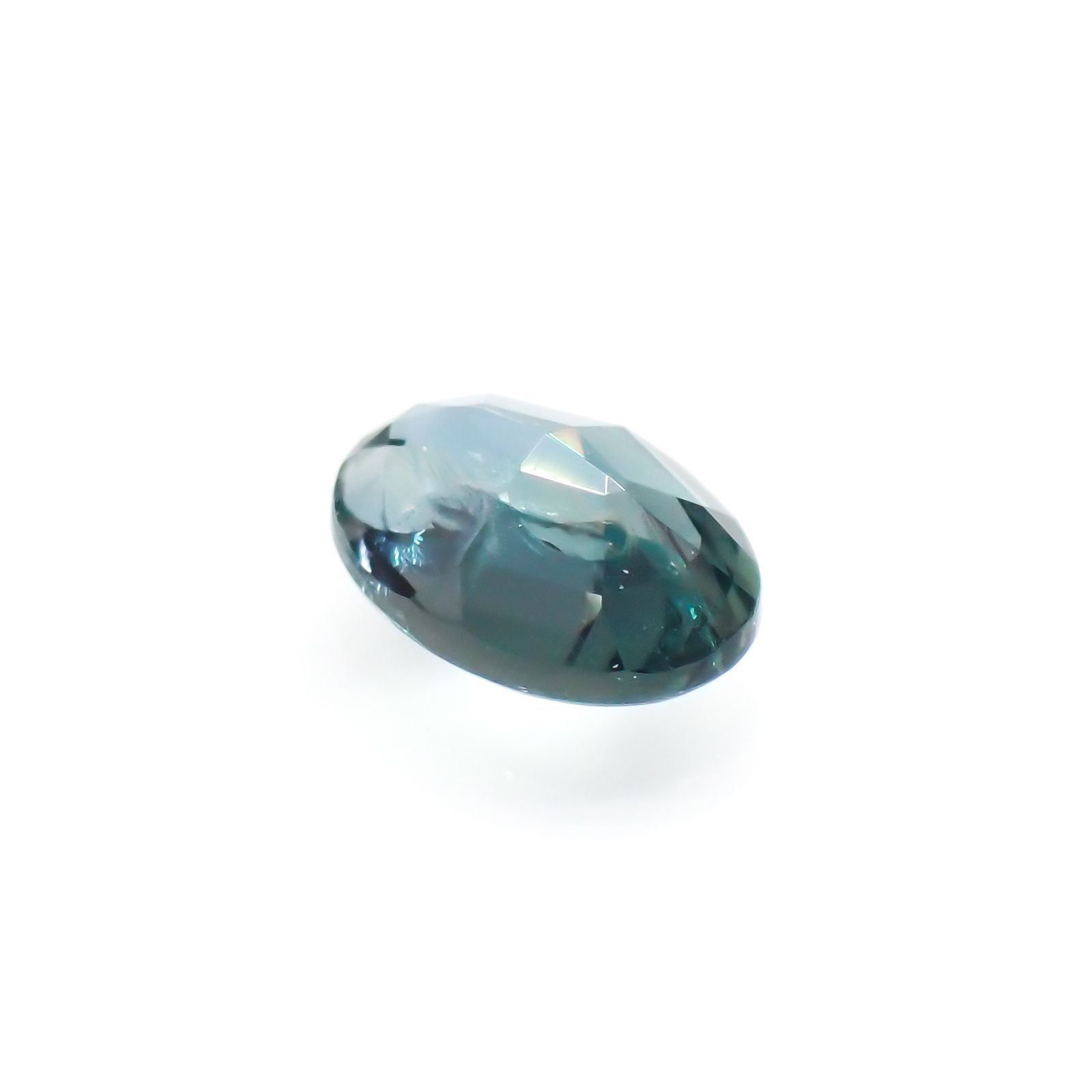 アレキサンドライト(宝石名アレキサンドライト)ブラジル産/EmeraldMains社製 0.176ct ソ付(彩珠)[220113819]3.9x2.8mm前後