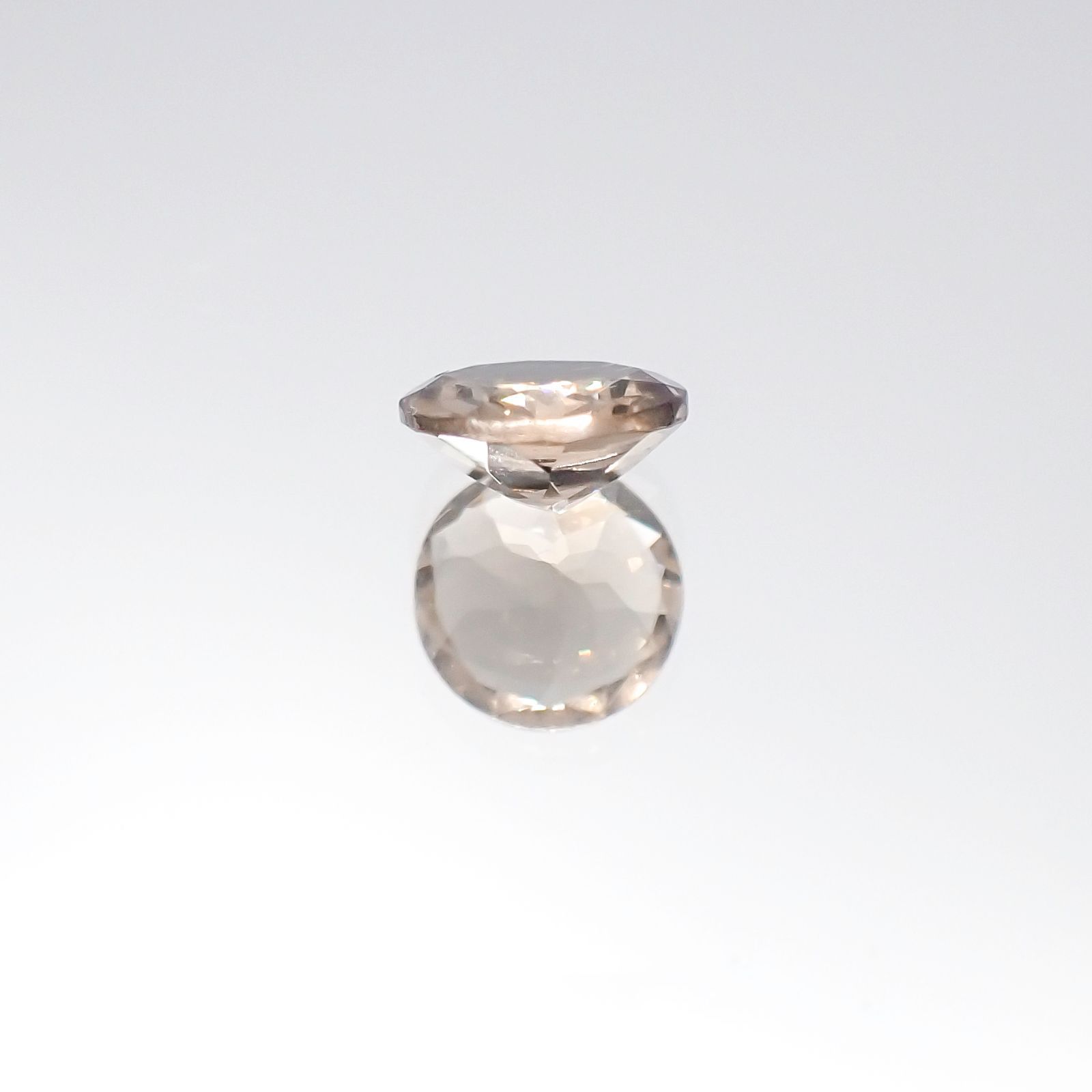 カラーチェンジマラヤガーネット(宝石名ガーネット)タンザニア・マヘンゲ産 0.51ct 識別済[230823059]4.9x4.9mm前後