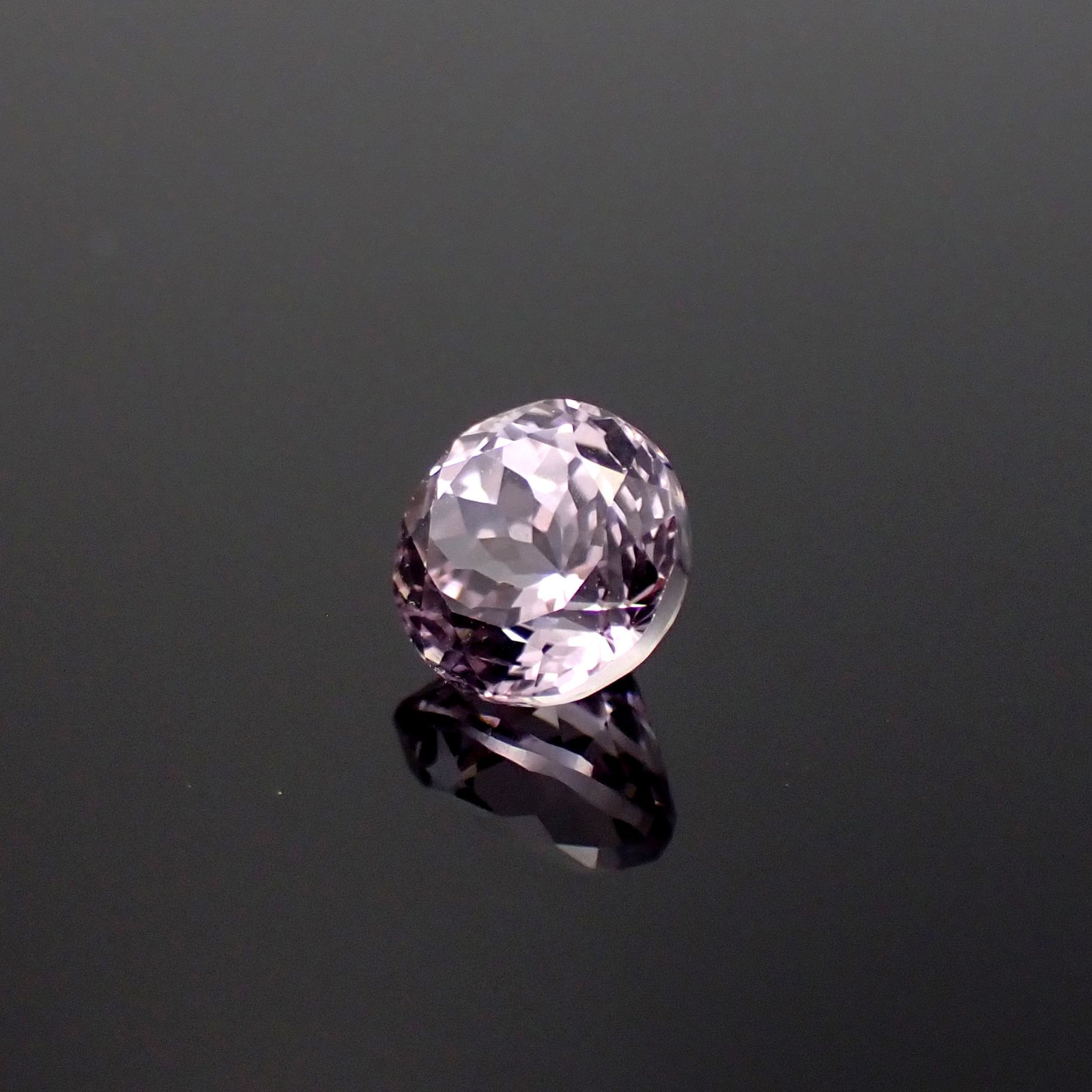 クンツァイト アフガニスタン産 1.11ct[231224772]6.1x6.1mm前後
