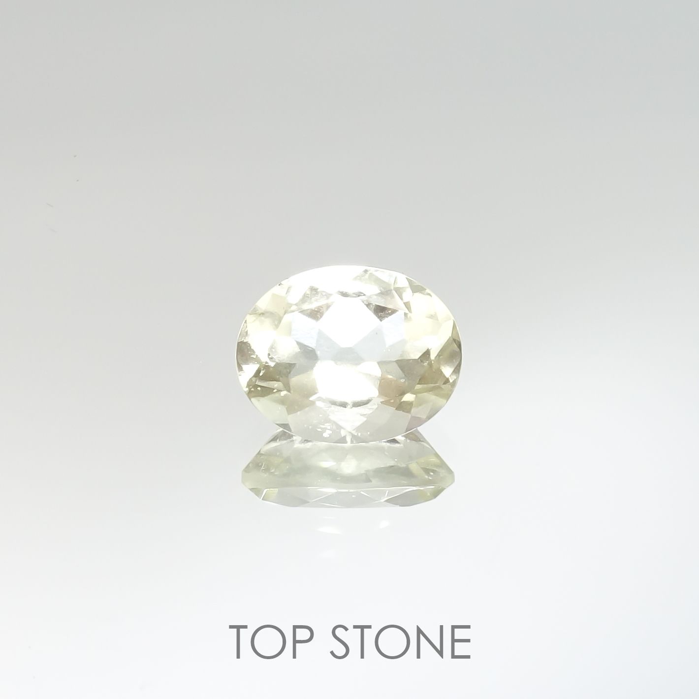 リビアングラス(宝石名インパクトガラス(衝撃溶融ガラス))エジプト・リビア砂漠産 1.93ct 識別済[220415652]10.1x8mm前後
