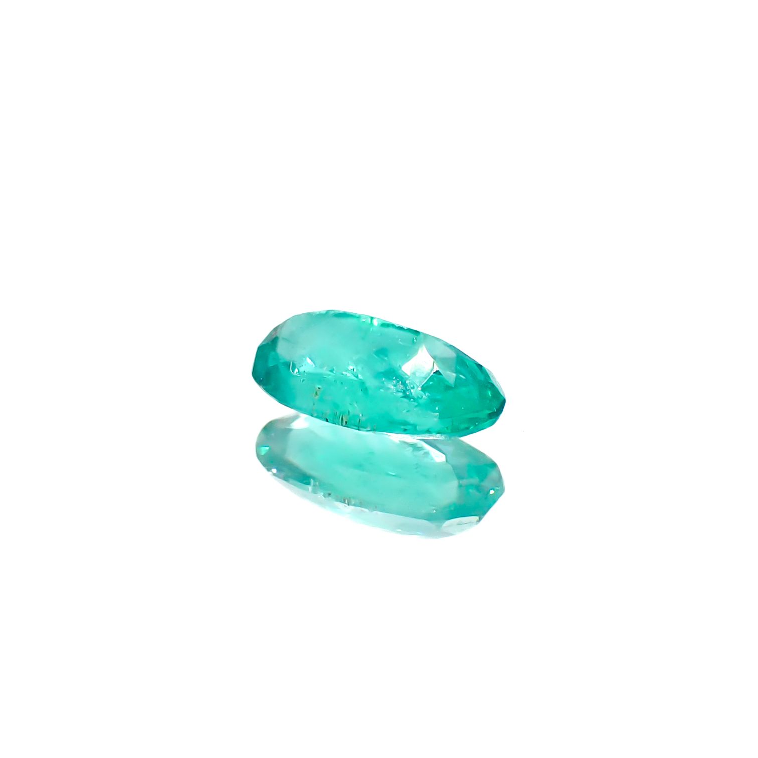 パライバトルマリン ブラジル・パライバ州バターリャ鉱山産 0.30ct[240928759]5.9x3.4mm前後