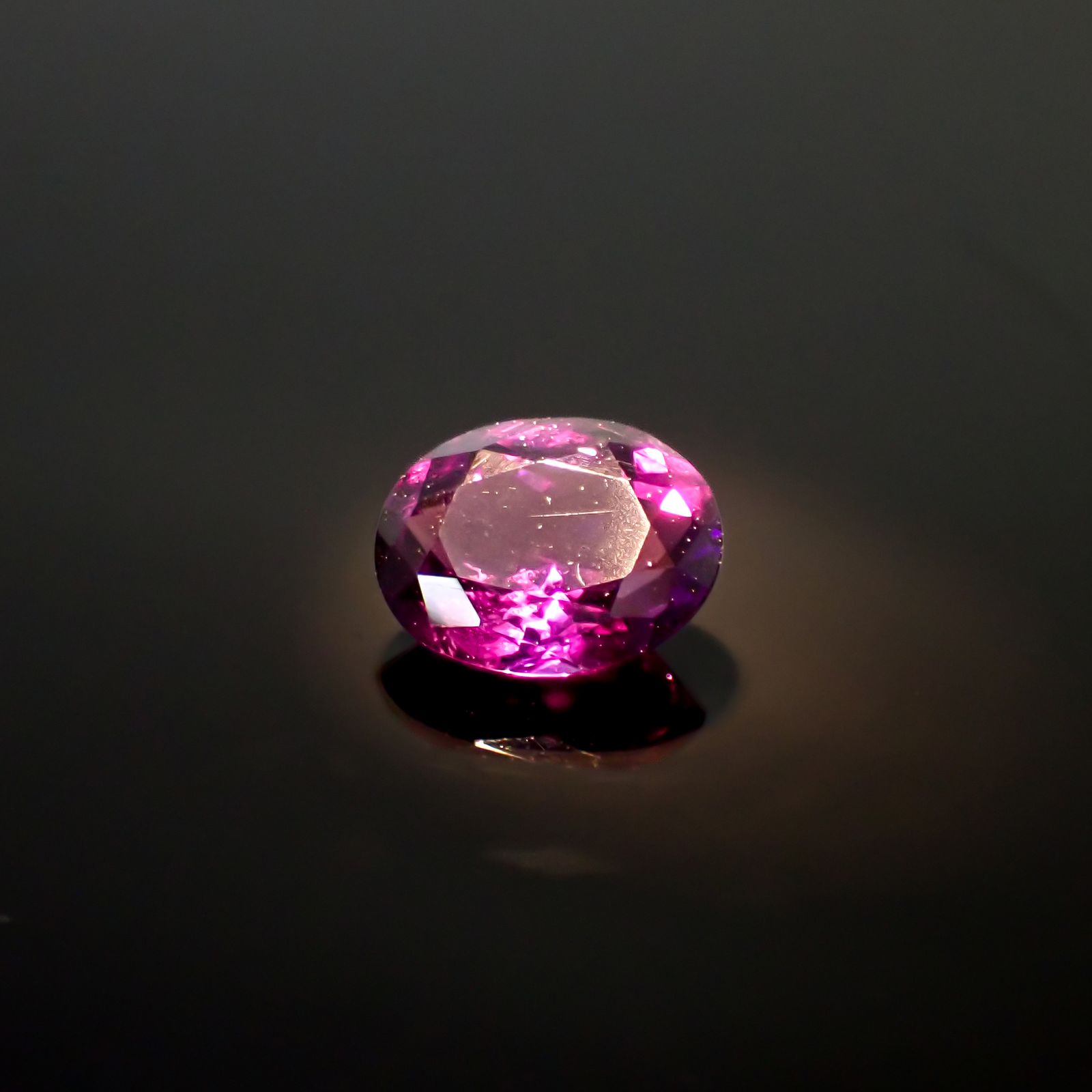 カラーシフトアメジスト ブラジル/ウルグアイ産 1.17ct[240929186]8x6.1mm前後