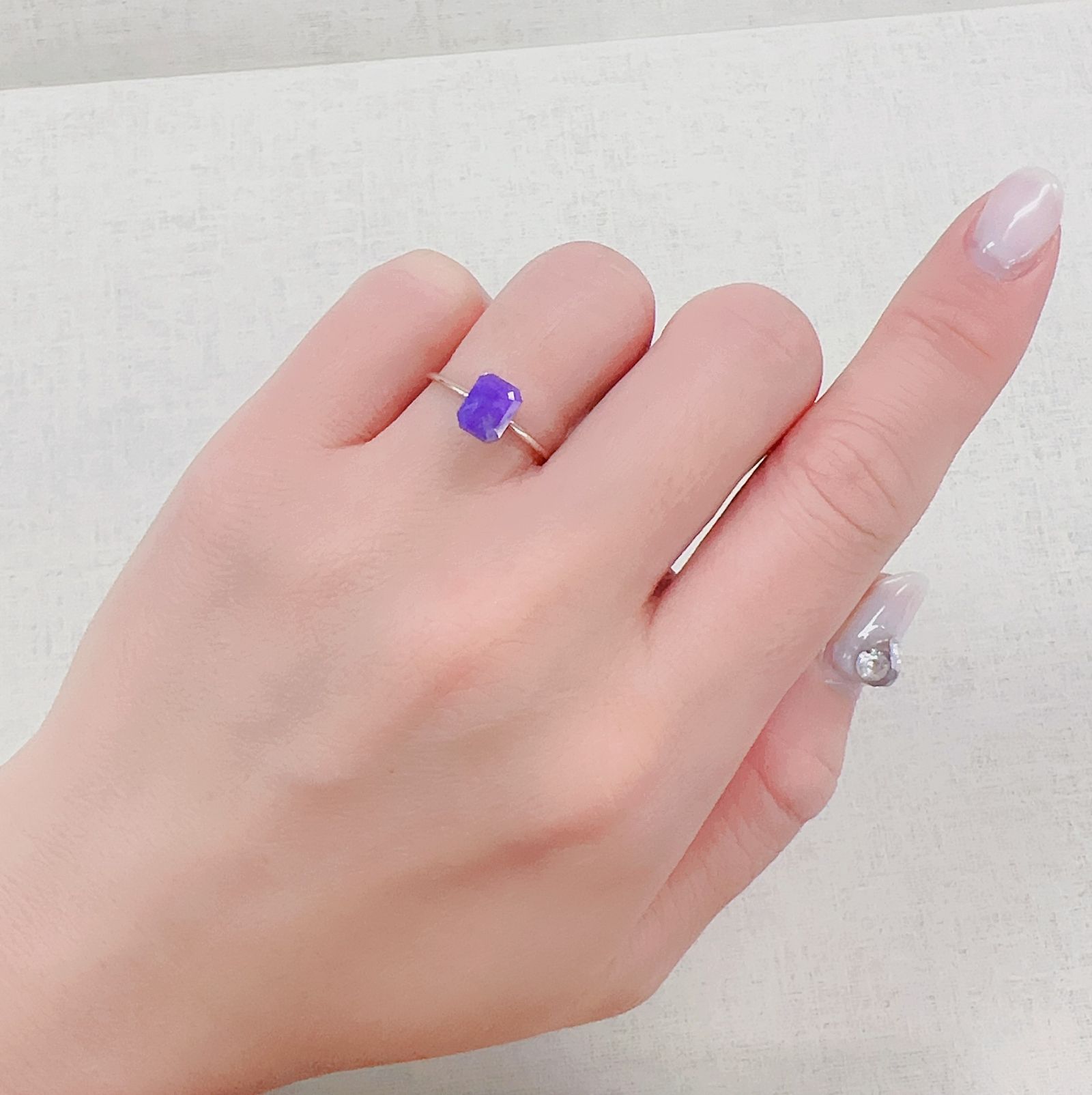 スギライト 南アフリカ産 1.19ct[230421784]6.7x5.4mm前後