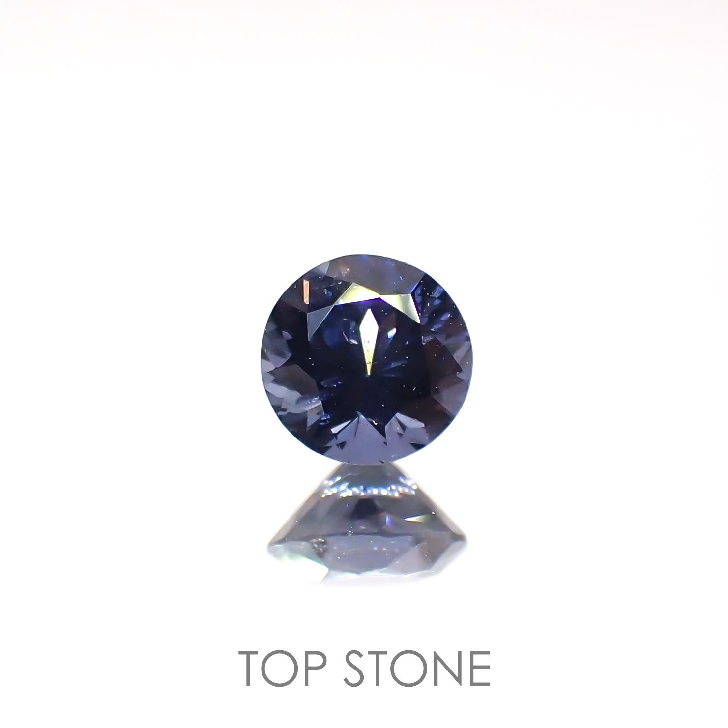 ブルーグレイッシュスピネル(宝石名スピネル)ビルマ/マダガスカル産 0.52ct 識別済[220516053]4.9x4.9mm前後
