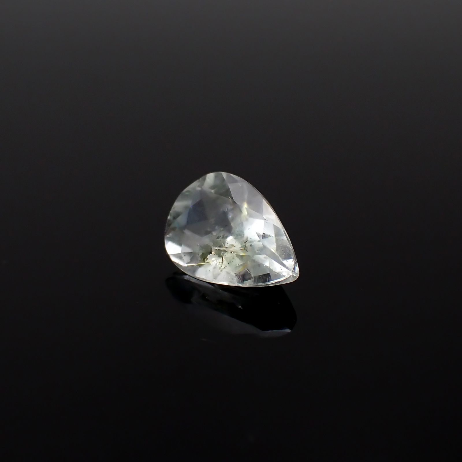 オーロラアクアマリン ブラジル産 1.32ct[231224675]9.4x6.3mm前後