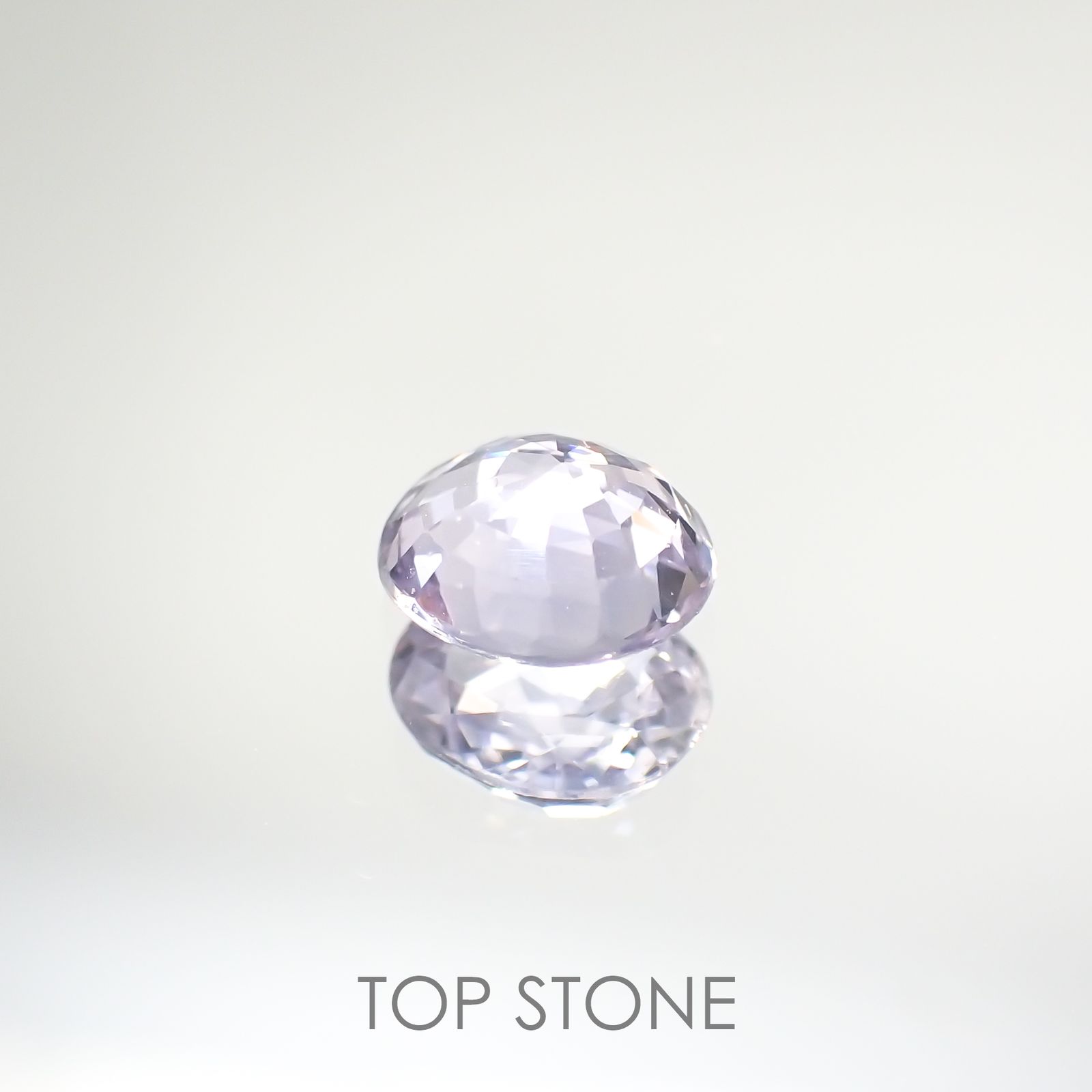 ラベンダーサファイア(宝石名サファイア) マダガスカル/スリランカ産 0.90ct 識別済[210812504]6.2×5.4mm前後