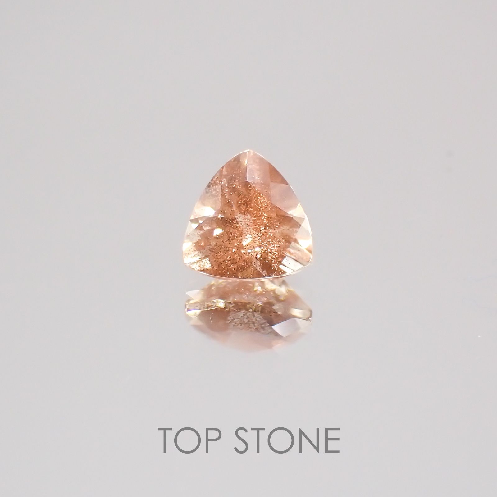 オレゴンサンストーン アメリカ産 ルース 0.43ct[20128882]5.1×5.1mm前後