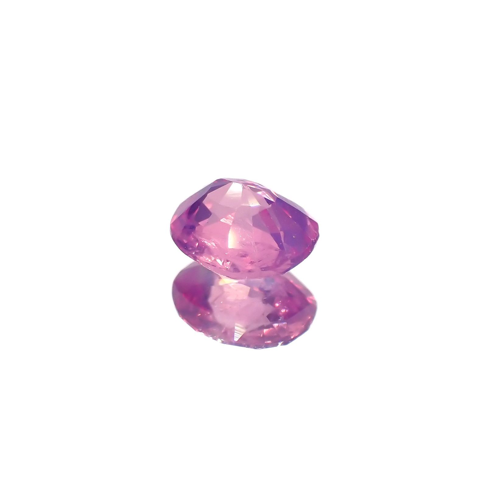 シルキーピンクサファイア 非加熱 ベトナム産 0.48ct[221219456]4.9x4.2mm前後