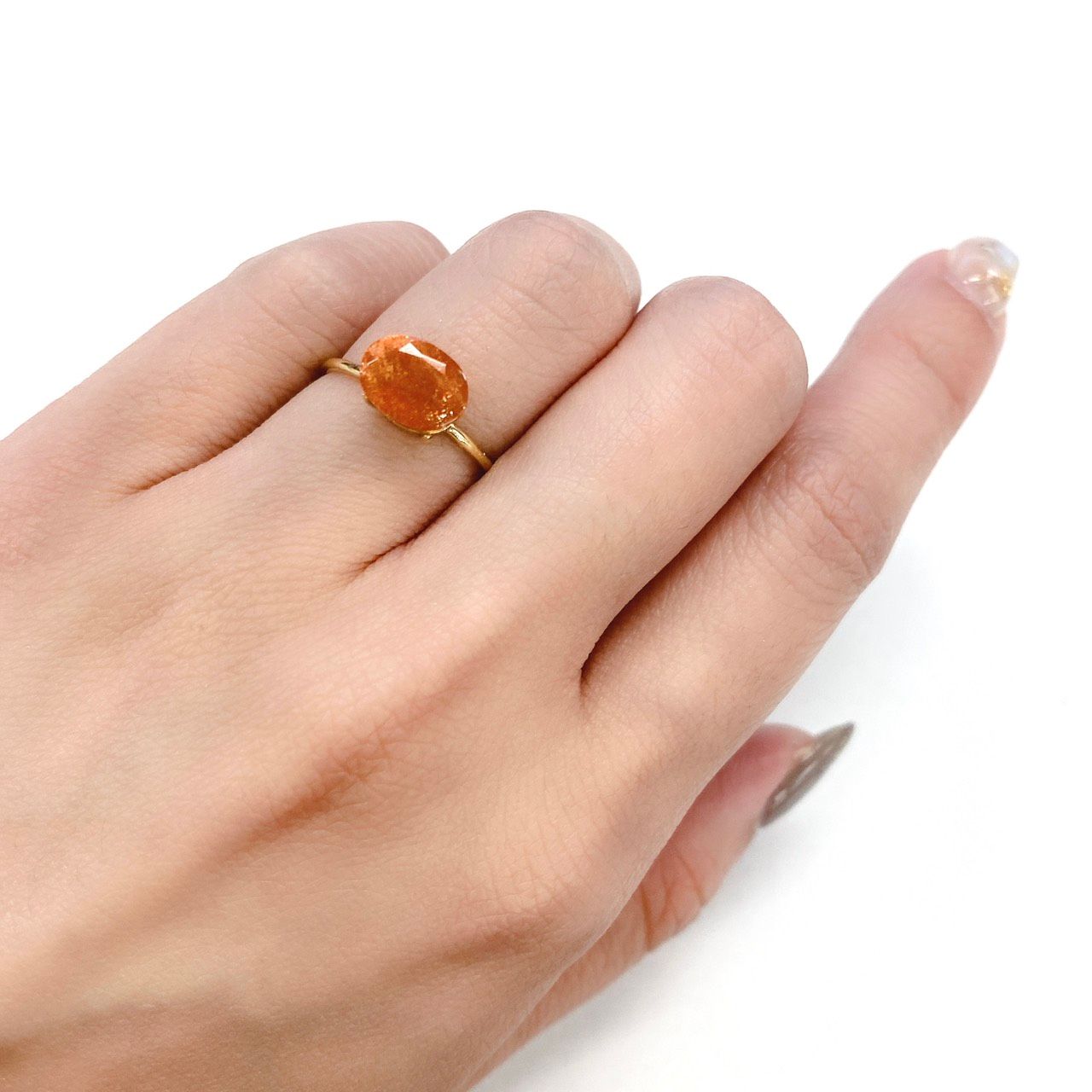 イリュージョンサンストーン(宝石名フェルドスパー) タンザニア産 1.55ct 識別済[210610873]8.8×6.6mm前後