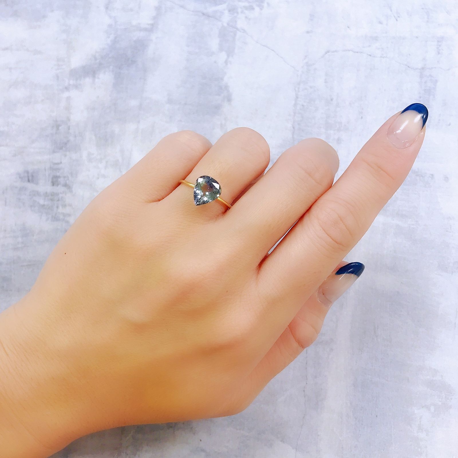 バイカラータンザナイト(宝石名ゾイサイト)タンザニア産 2.32ct 識別済[221119006]9.4x8.2mm前後