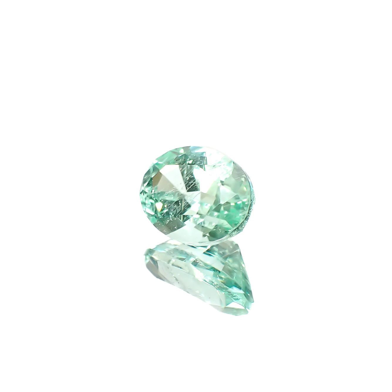 パライバトルマリン(宝石名トルマリン/別名パライバ・トルマリン)モザンビーク産 0.894ct ソ付(宝貴協)[241229546]6.95x5.07mm前後