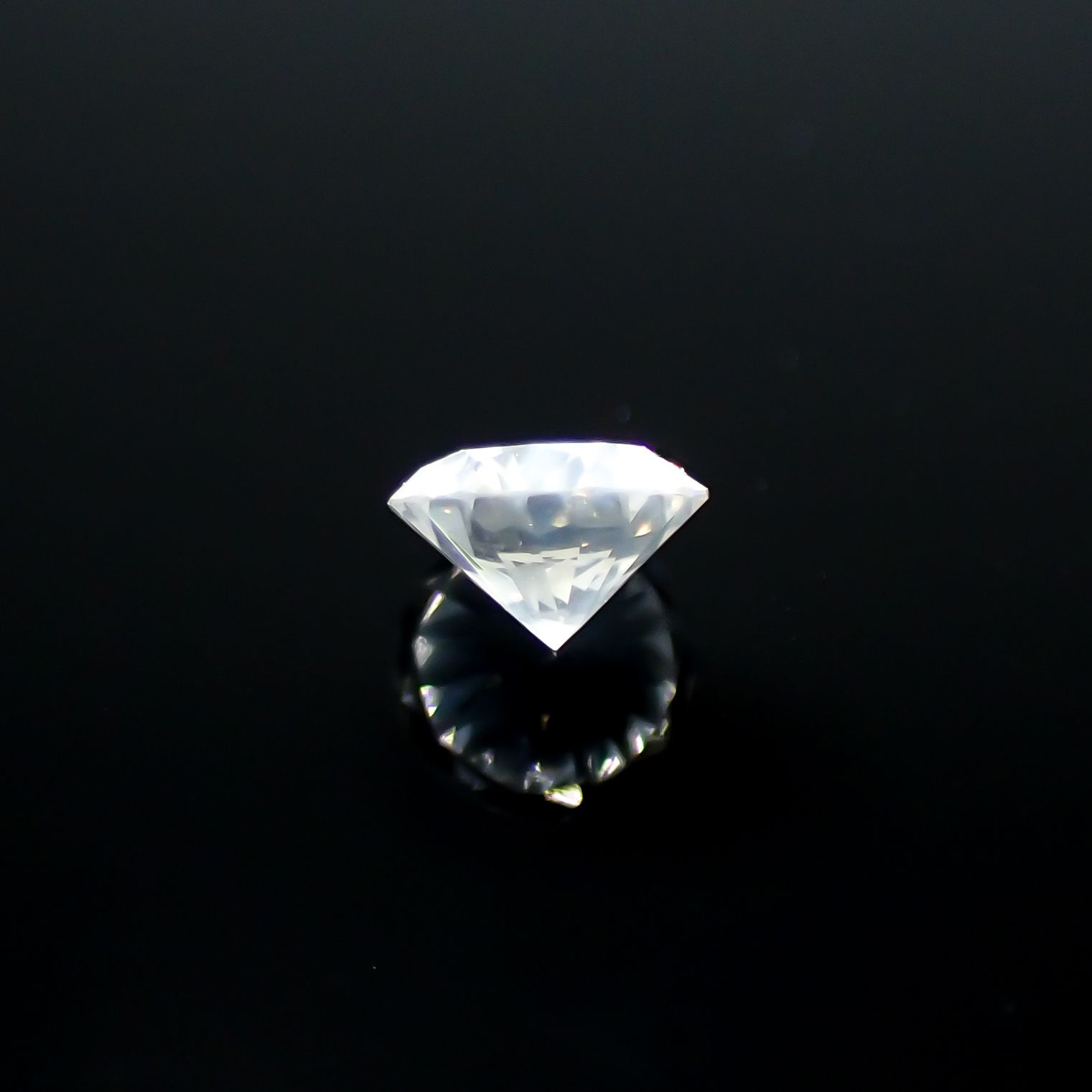 シルキーダイヤモンド 0.12ct[240326621]3x3mm前後