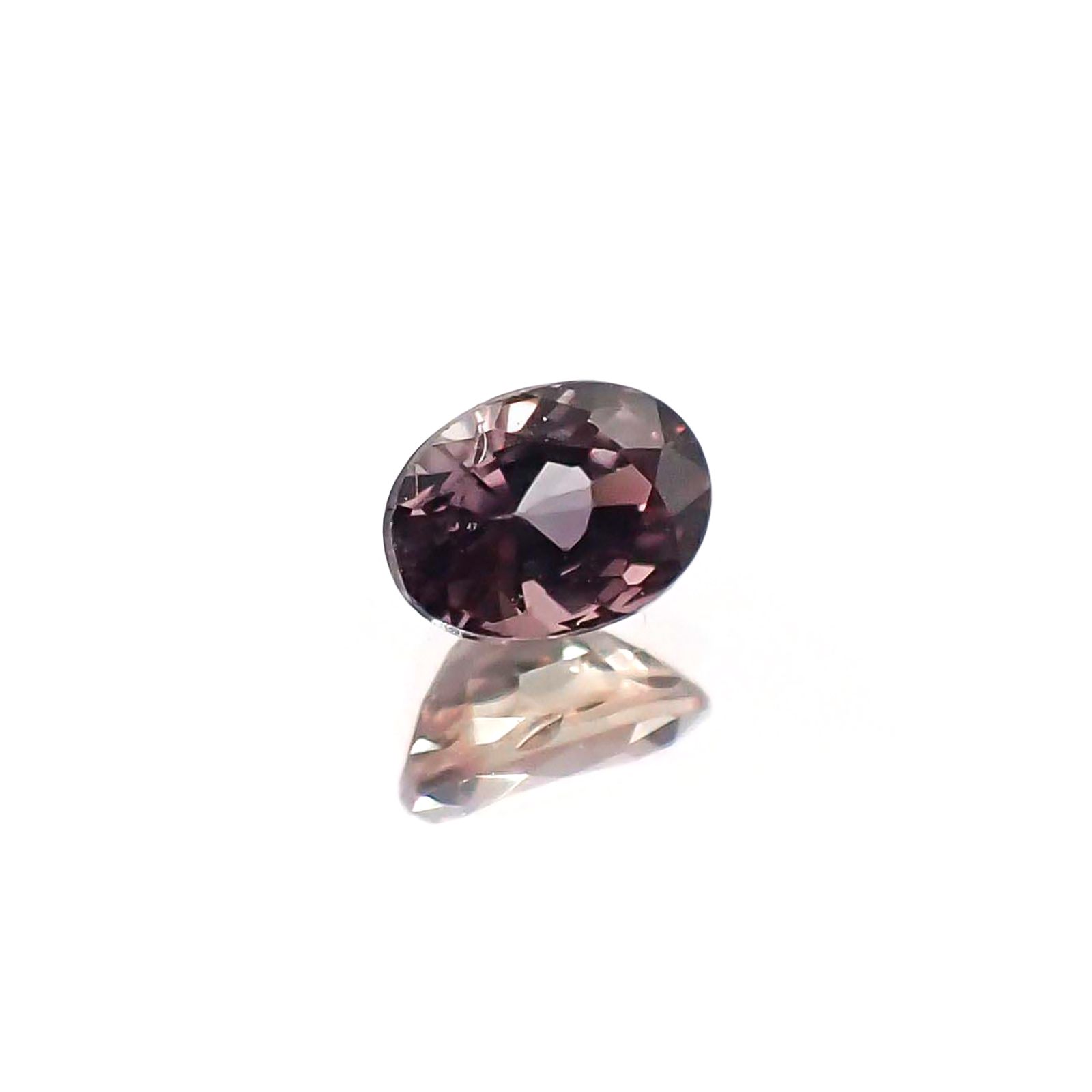カラーチェンジサファイア 非加熱(宝石名サファイア)タンザニア産 識別済 0.44ct / 4.9x3.5mm前後 [230622425]