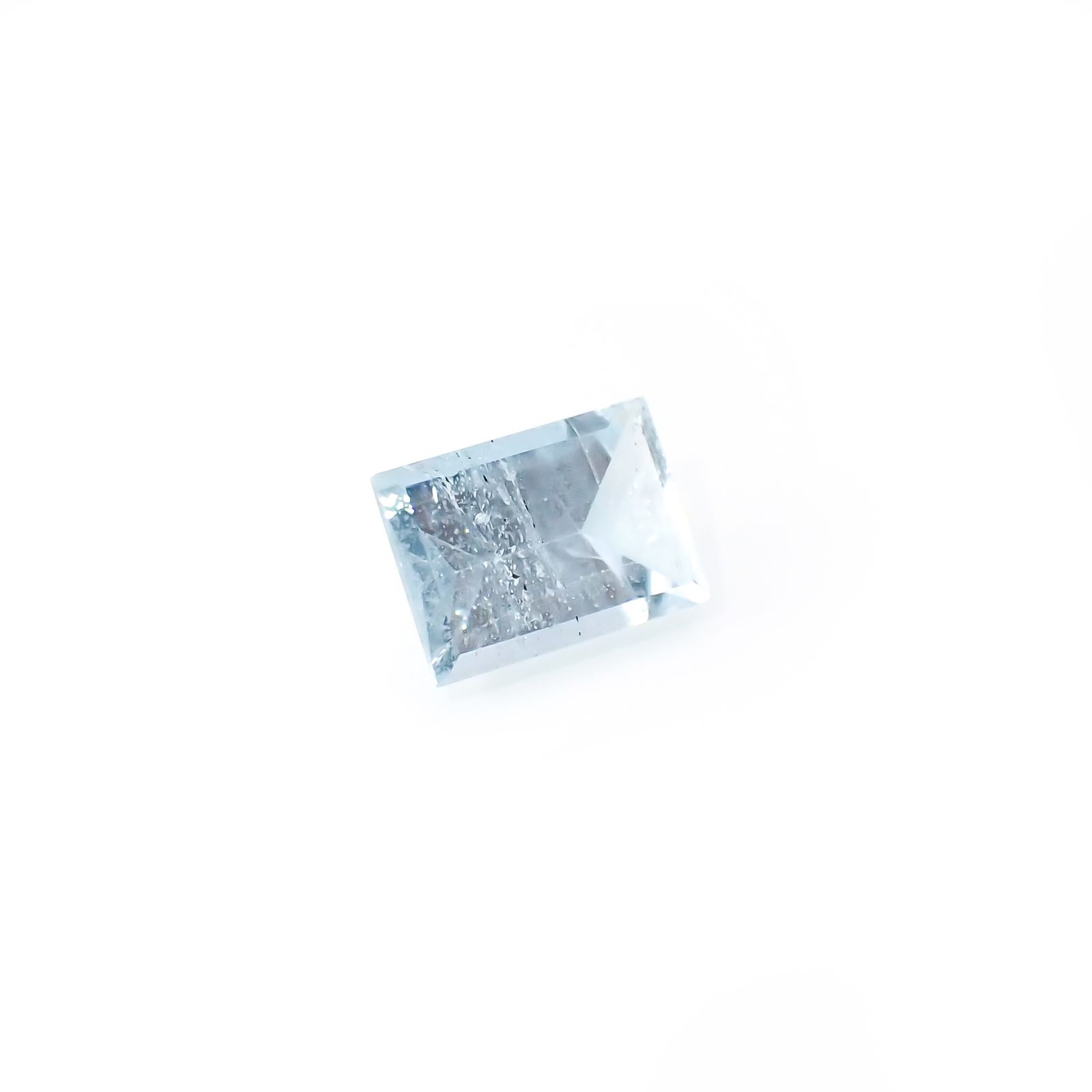 ◇ミラーカット◇アクアマリン モザンビーク産 1.76ct[240226103]9x6.4mm前後