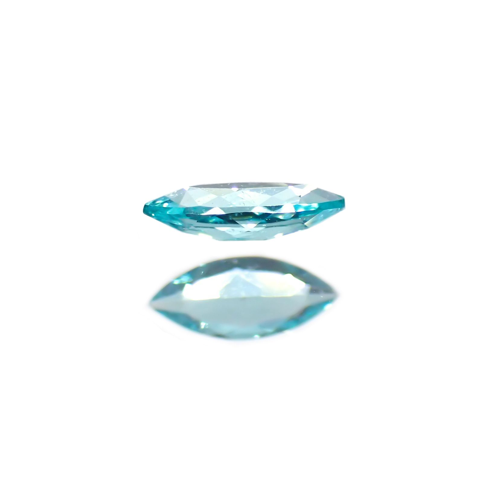 パライバトルマリン(宝石名トルマリン/別名パライバ・トルマリン) ブラジル産 識別済 0.072ct / 4.6×2mm前後 [260110638]