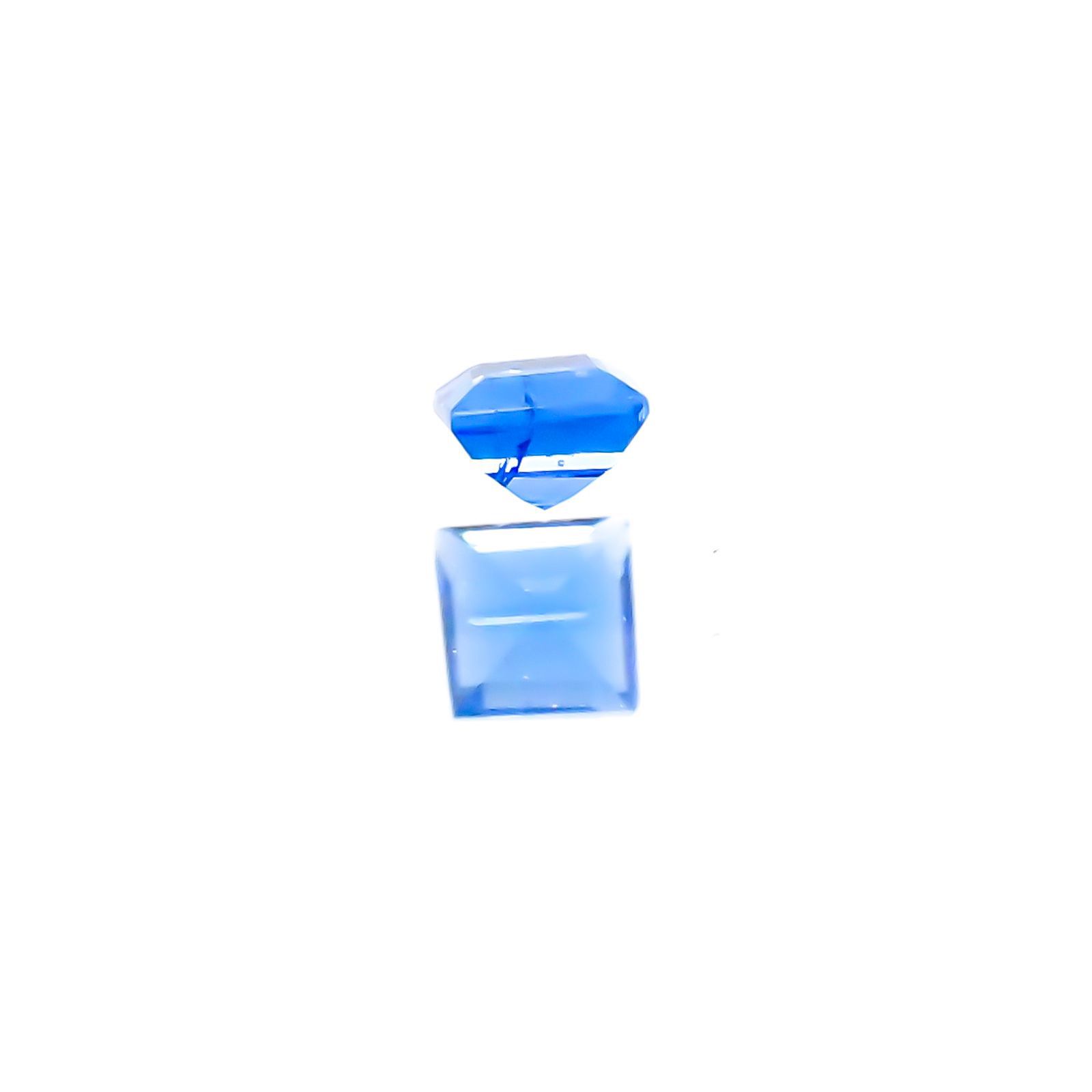 アウイナイト ドイツ産 ルース 0.036ct[20106680]2×2mm前後