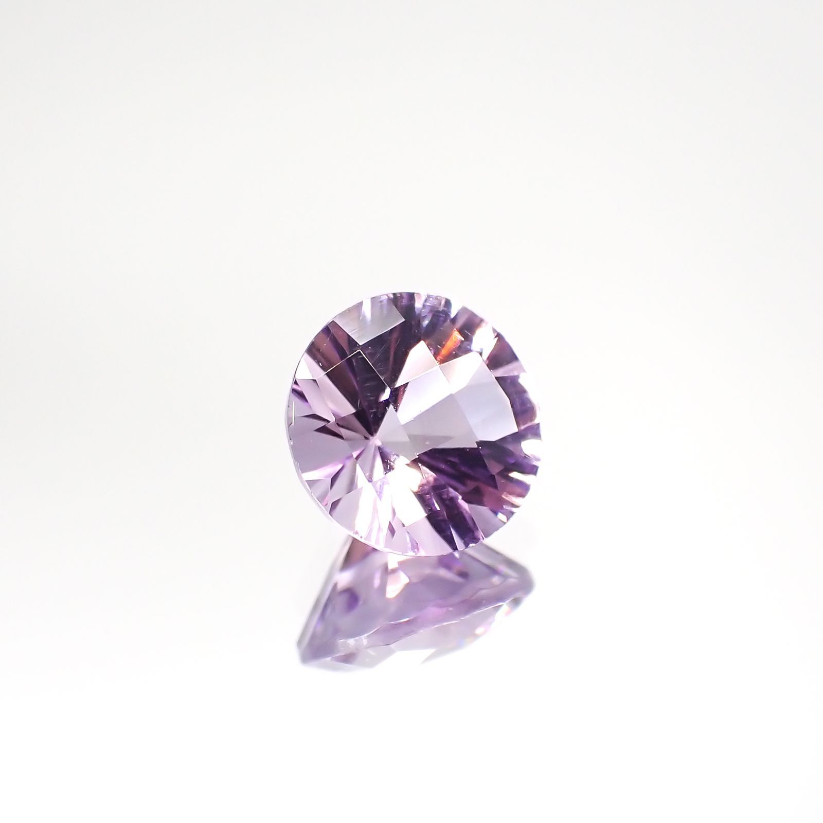 ◇チェッカーコンケーブカット◇アメジスト(宝石名アメシスト) ブラジル産 1.16ct 識別済[210913032]7.1×7.1mm前後