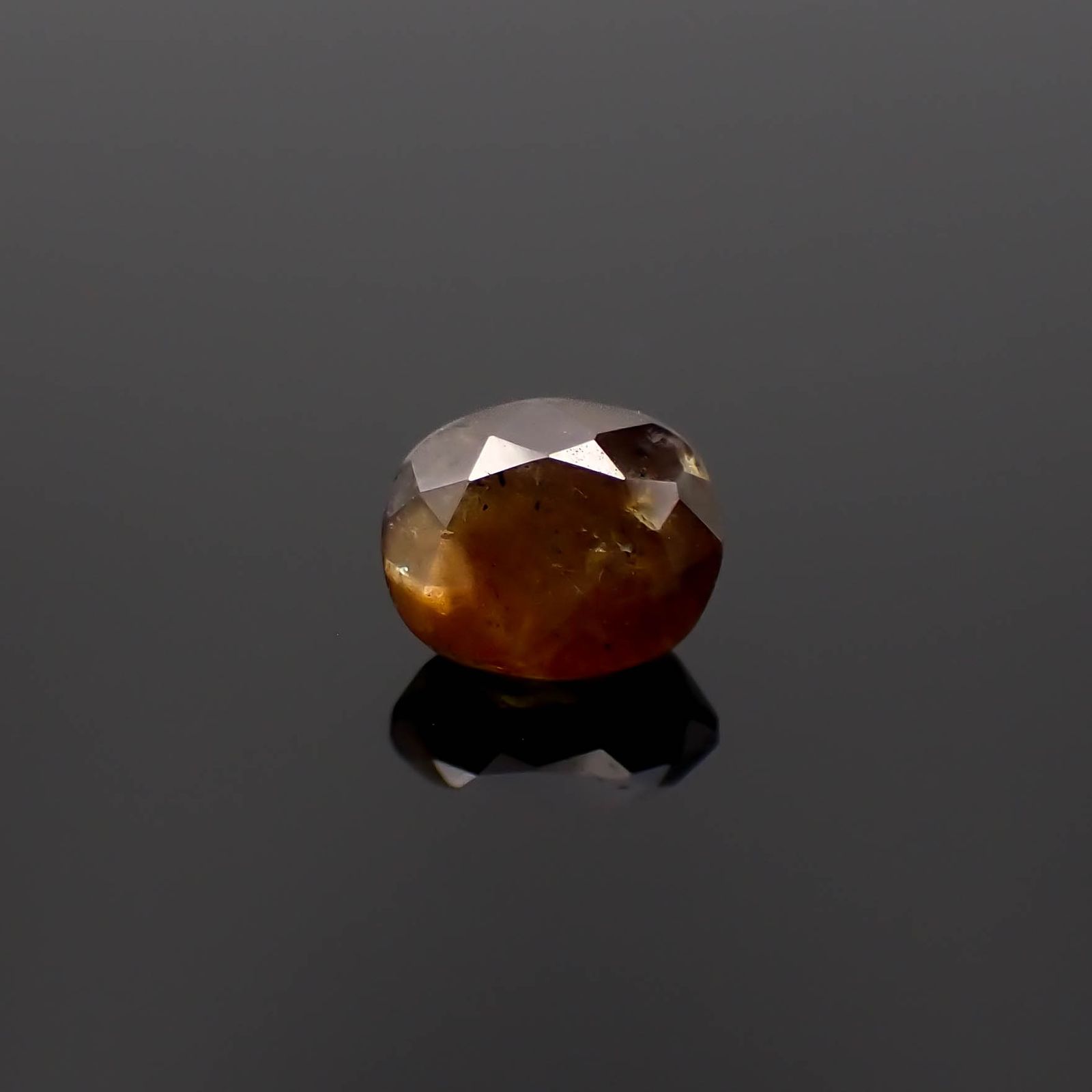 ゴールドシーンサファイア非加熱 ケニア産 1.22ct[230321323]6.3x5.2mm前後
