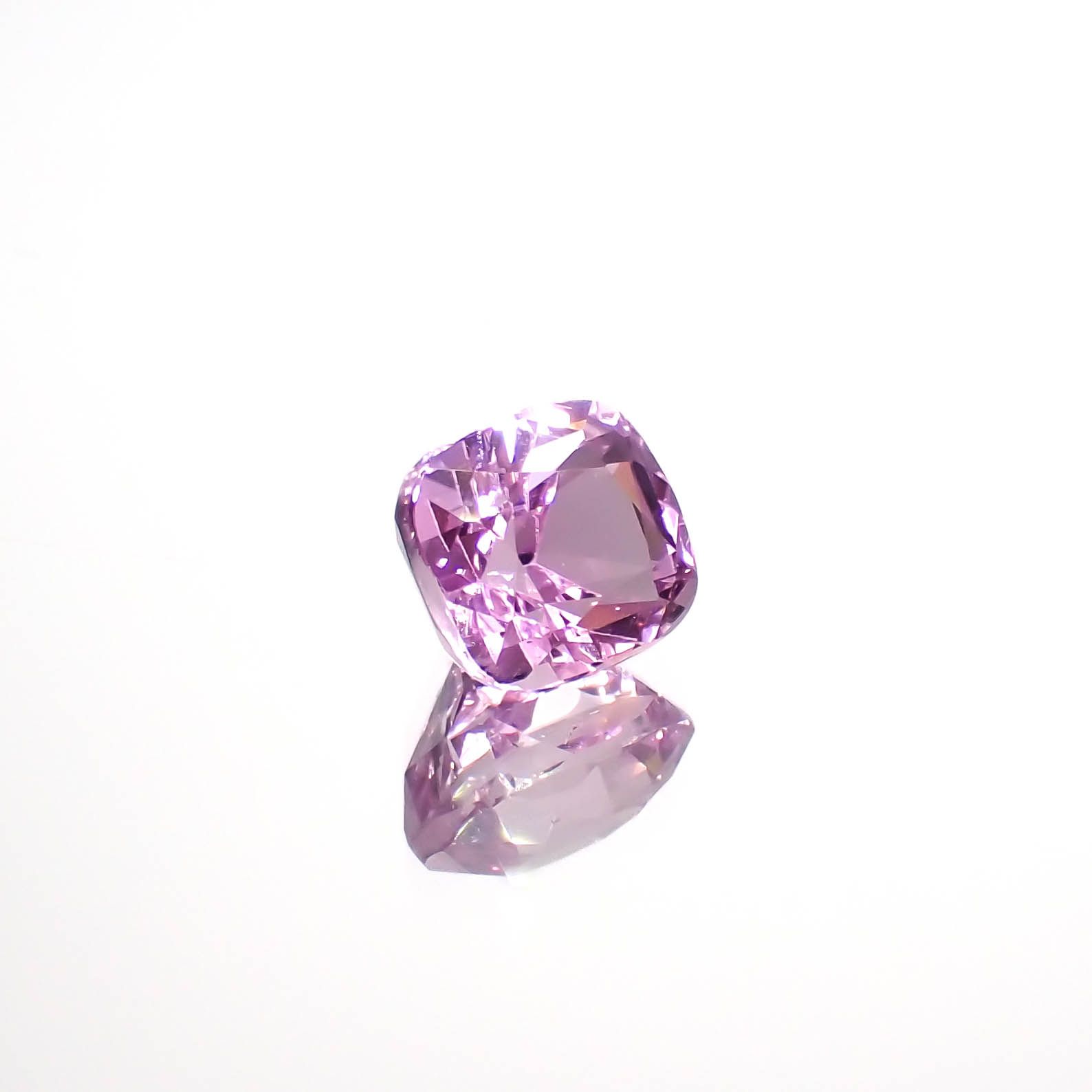 クンツァイト アフガニスタン産 3.64ct[230722930]8.5x8mm前後