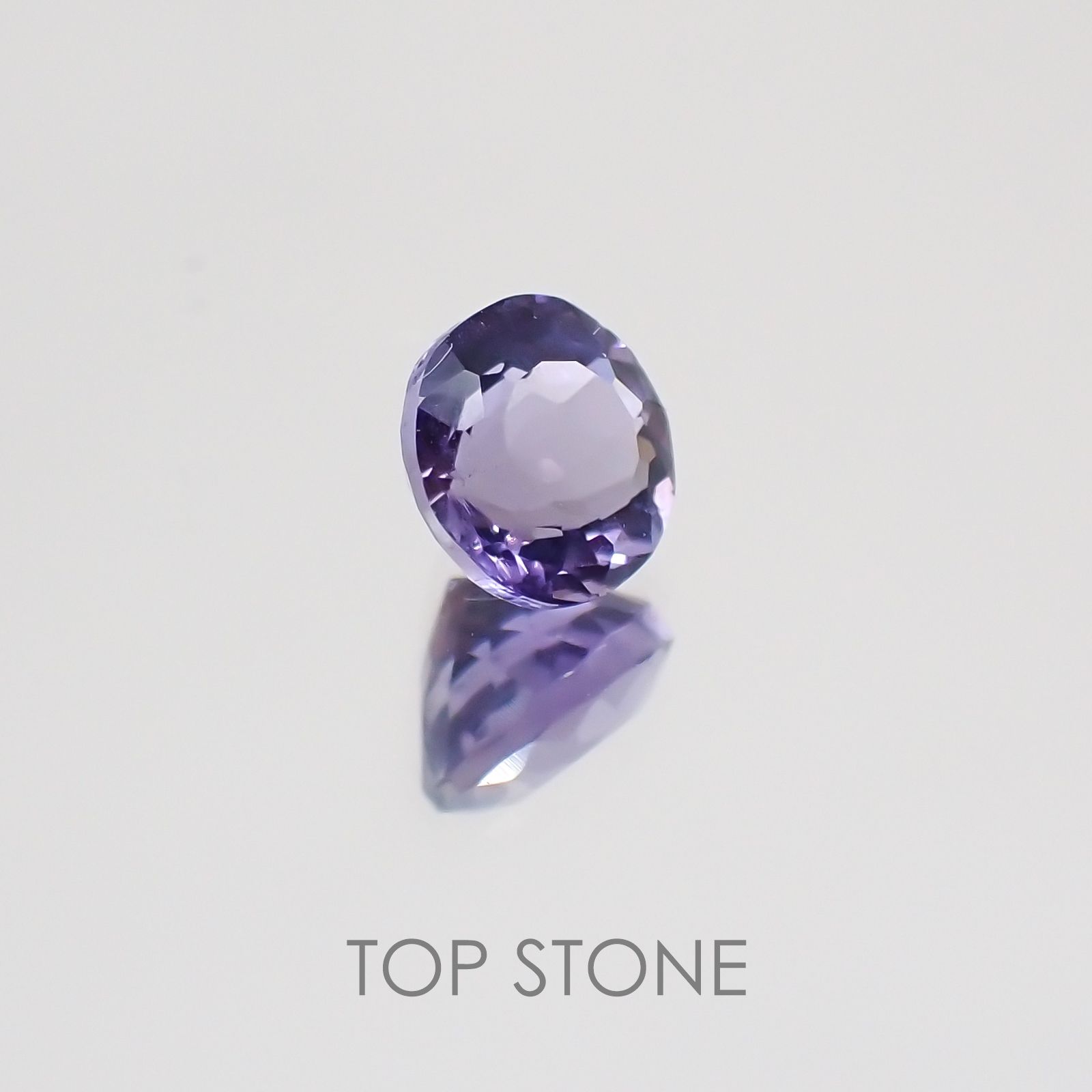 マリアライト(宝石名パープル・スキャポライト) タンザニア産 0.47ct 識別済[20128757]4.8×4.8mm前後