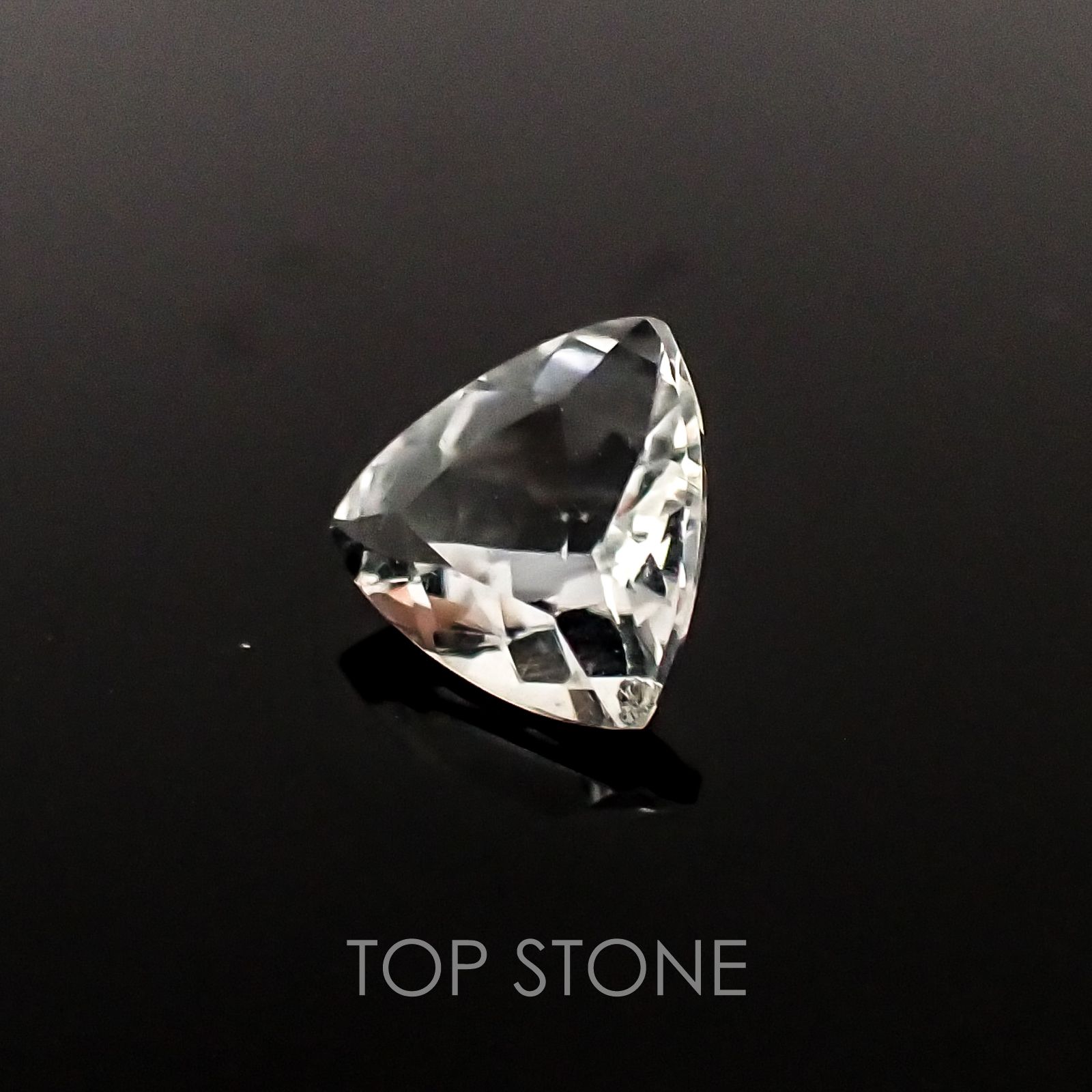 ハイアライトオパール メキシコ産 ルース 0.73ct[20117699]7×7.1mm前後