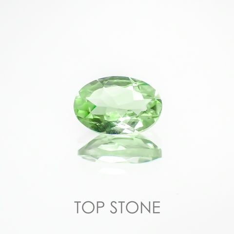 ミントガーネット(宝石名グリーン グロッシュラー・ガーネット) タンザニア・メレラニ鉱山産 0.53ct 識別済[20127917]6.2×4.1mm前後