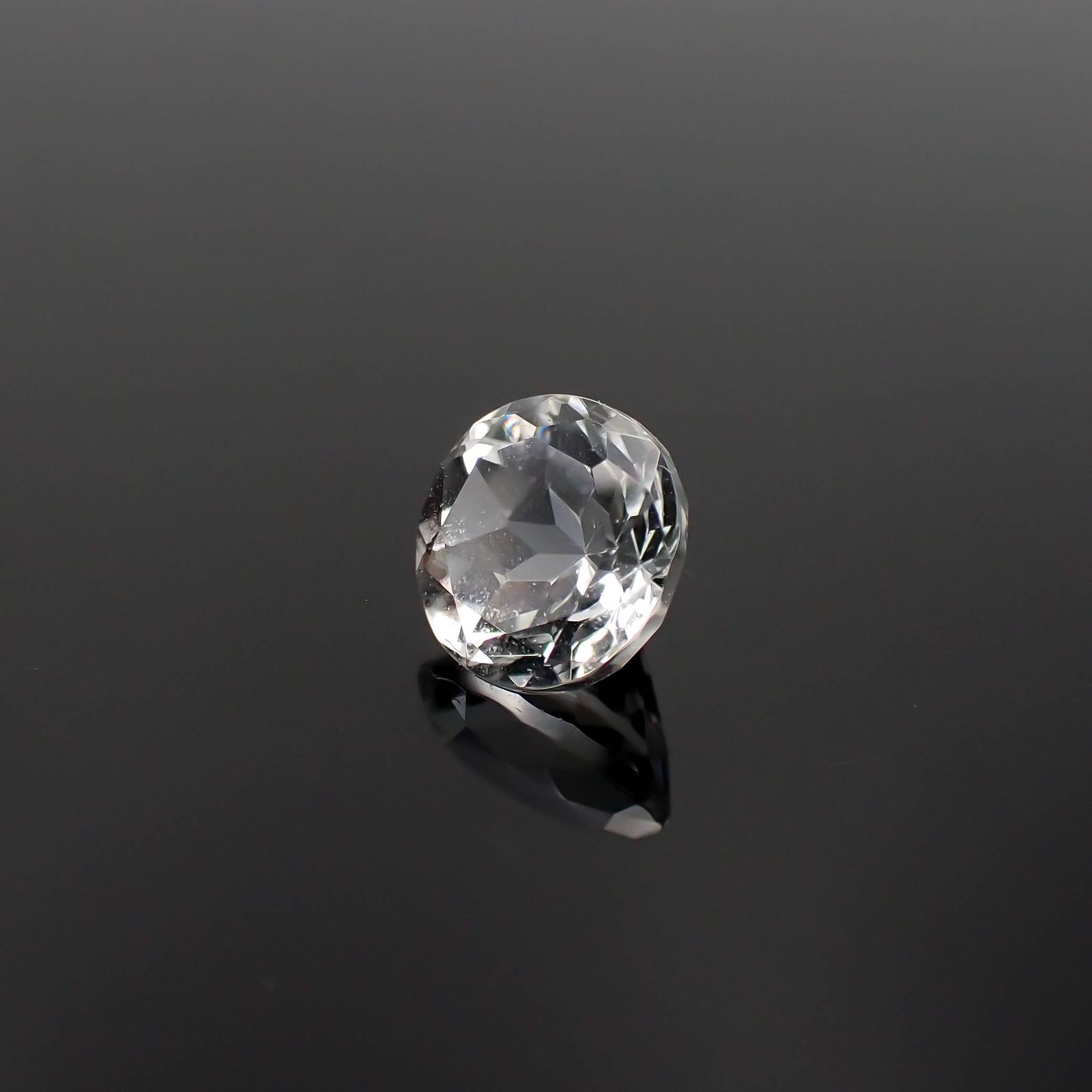 ゴッシェナイト パキスタン・ヒマラヤ産 0.86ct[230421840]6.1x6.1mm前後