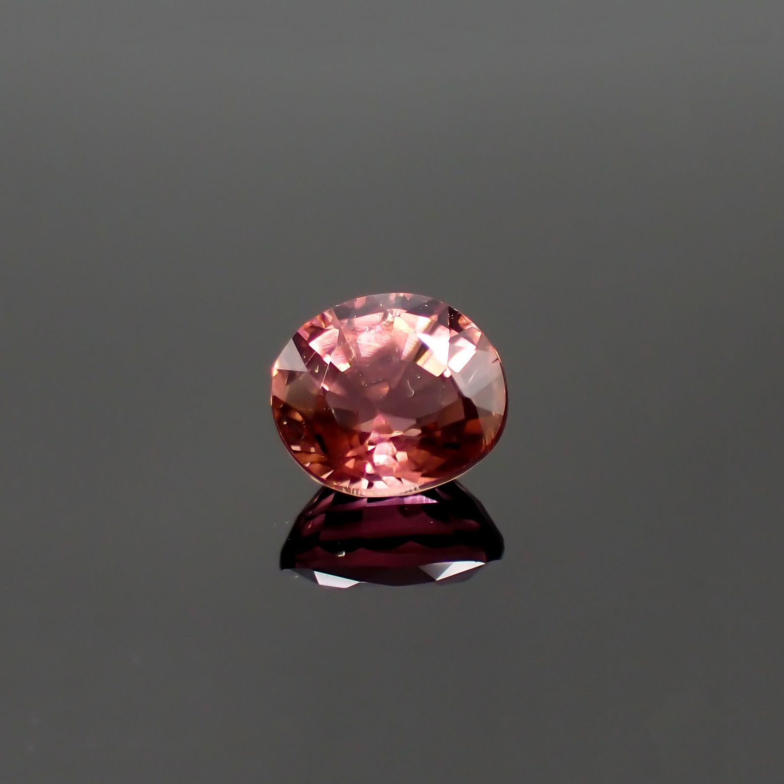 ローズピンクトルマリン(宝石名ピンク・トルマリン)ブラジル/アフリカ産 1.08ct 識別済[220114868]6.5x5.8mm前後