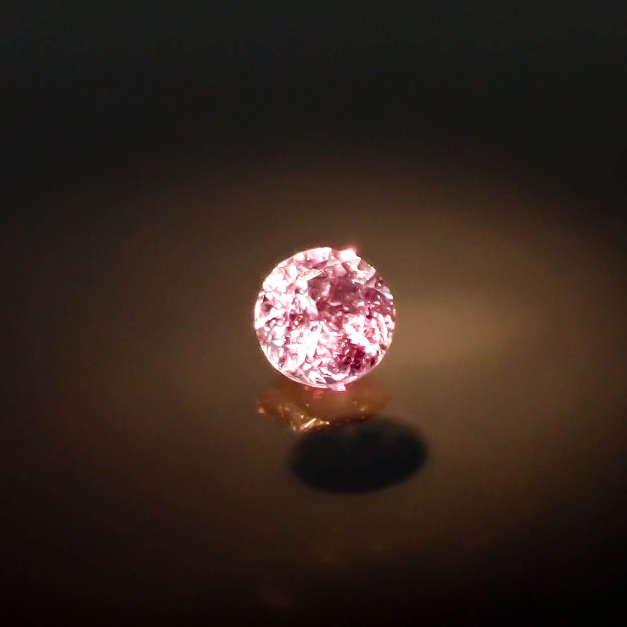 アレキサンドライト ロシア産 0.035ct [250530357]1.9x1.9mm前後