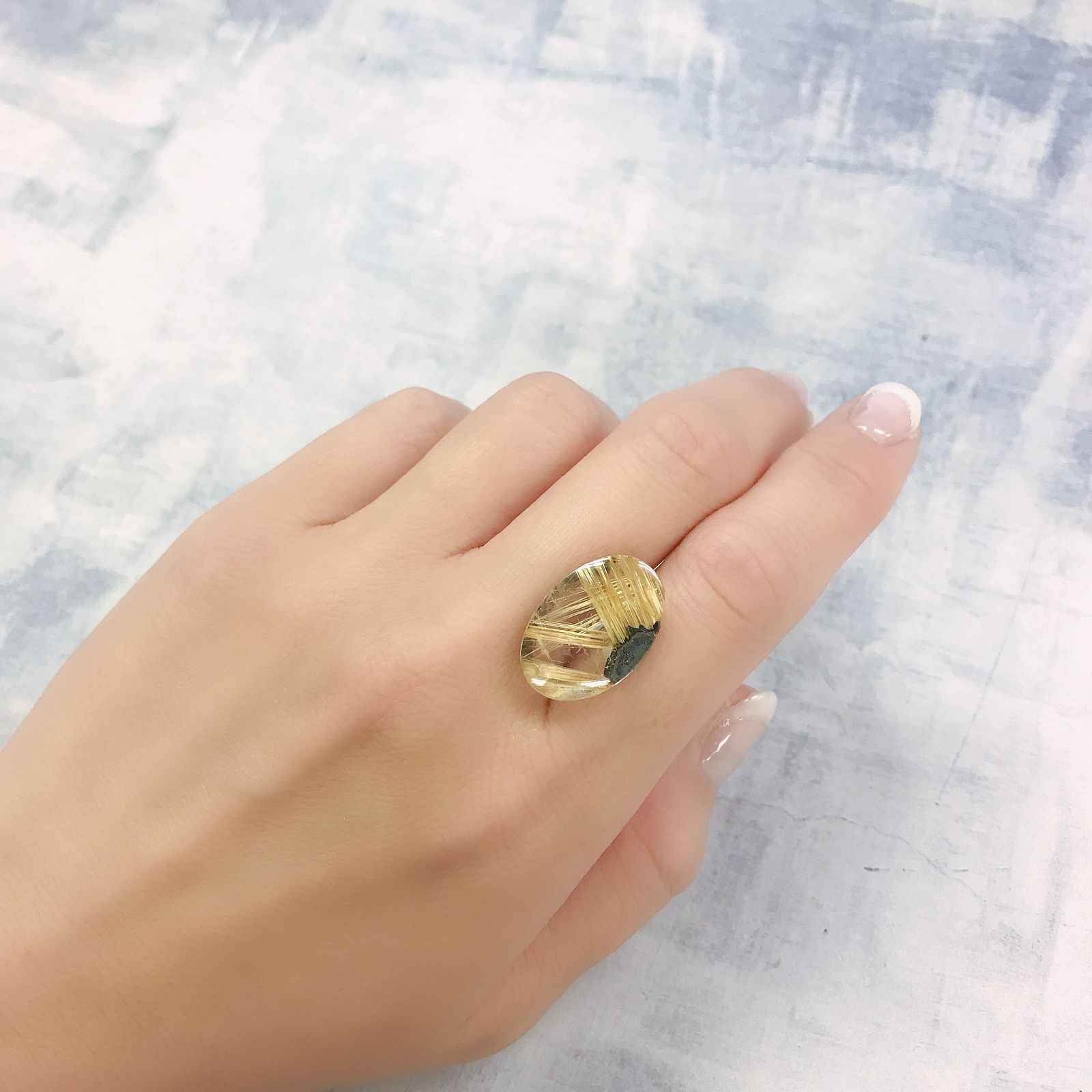 太陽ルチルクォーツ ブラジル産 13.89ct[220716730]20.6x13.9mm前後