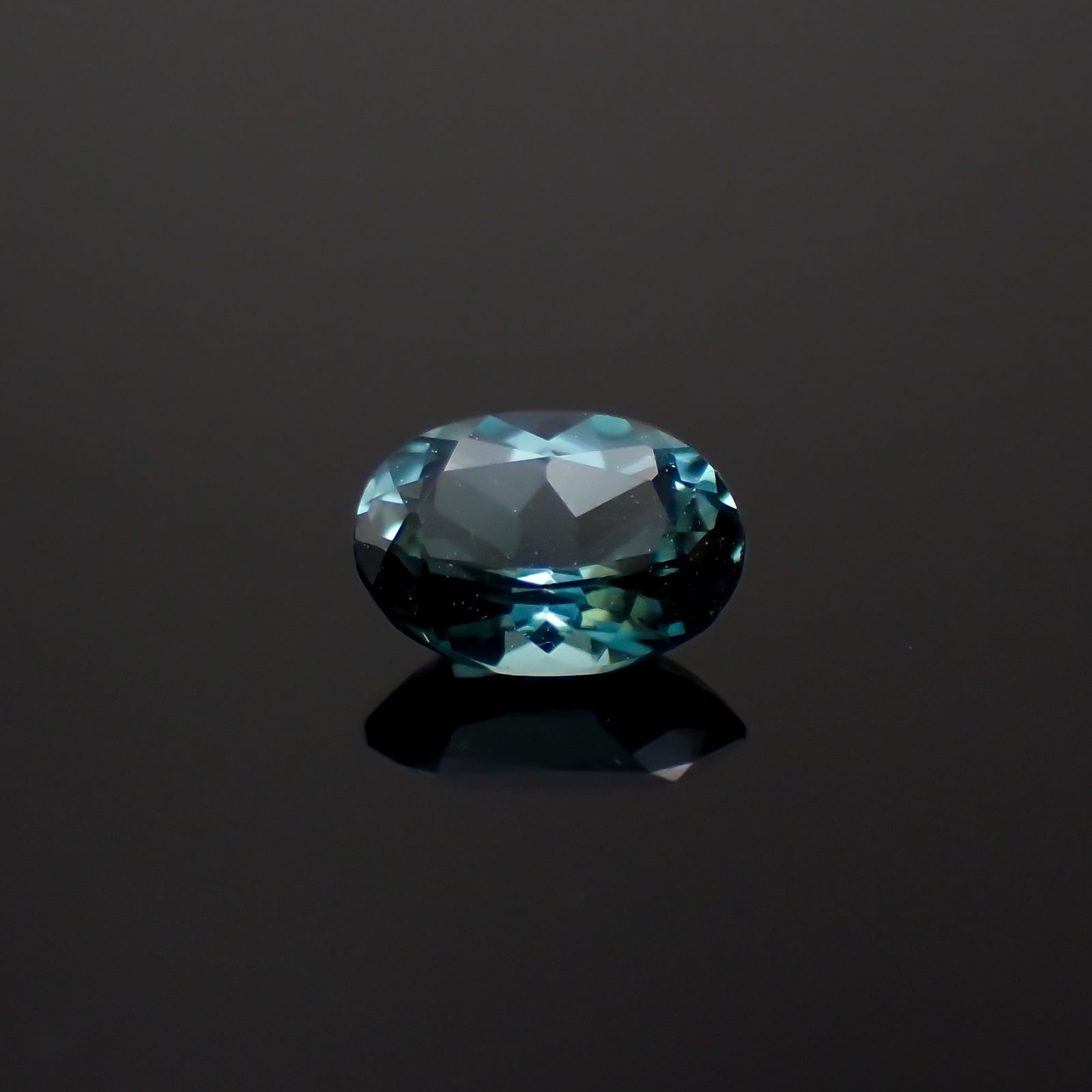 ブルートルマリン(宝石名トルマリン)アフガニスタン産 0.26ct 識別済[230321085]4.9x3.4mm前後