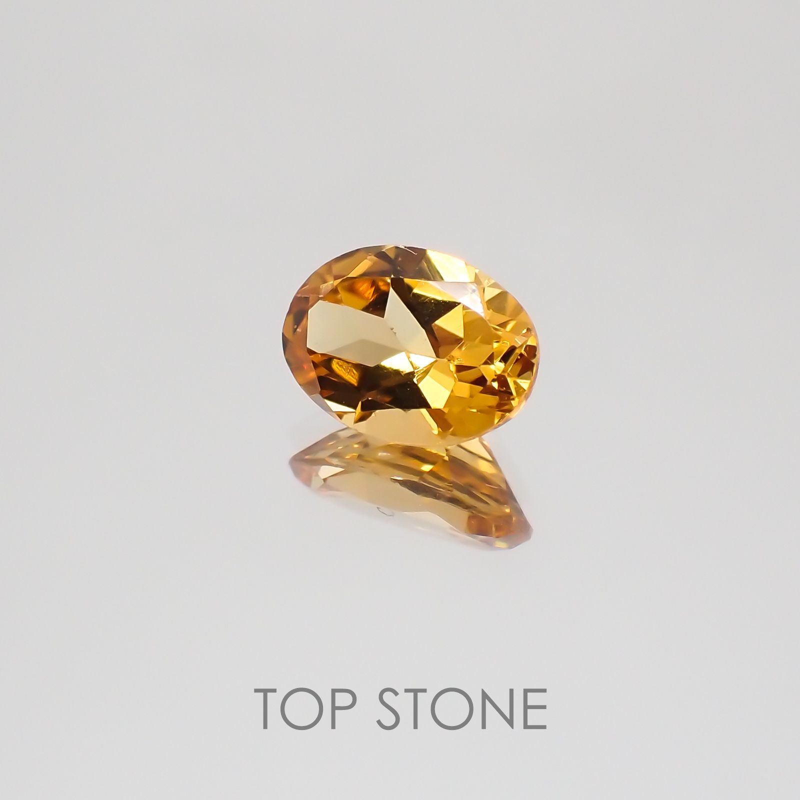 インペリアルガーネット(ヘソナイト)(宝石名ガーネット) スリランカ産 0.81ct 識別済[21038977]6.7×4.8mm前後