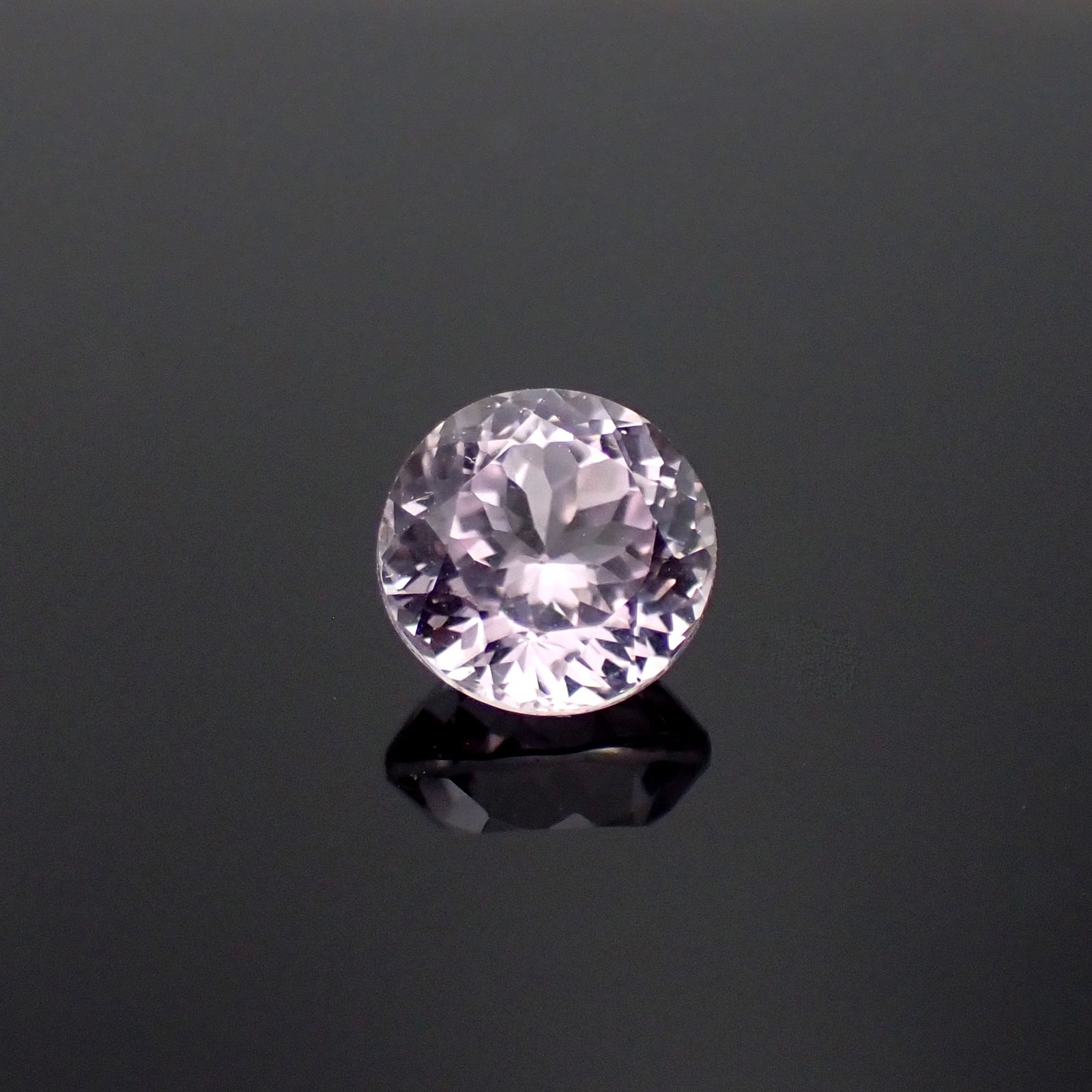 クンツァイト アフガニスタン産 1.15ct[231224775]6.2x6.2mm前後