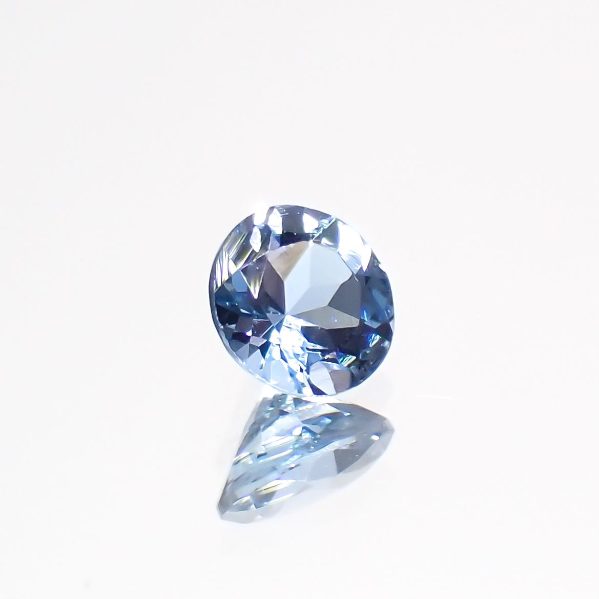 サンタマリアアクアマリン(宝石名アクアマリン)ブラジル産 0.15ct 識別済[230421852]3.5x3.5mm前後