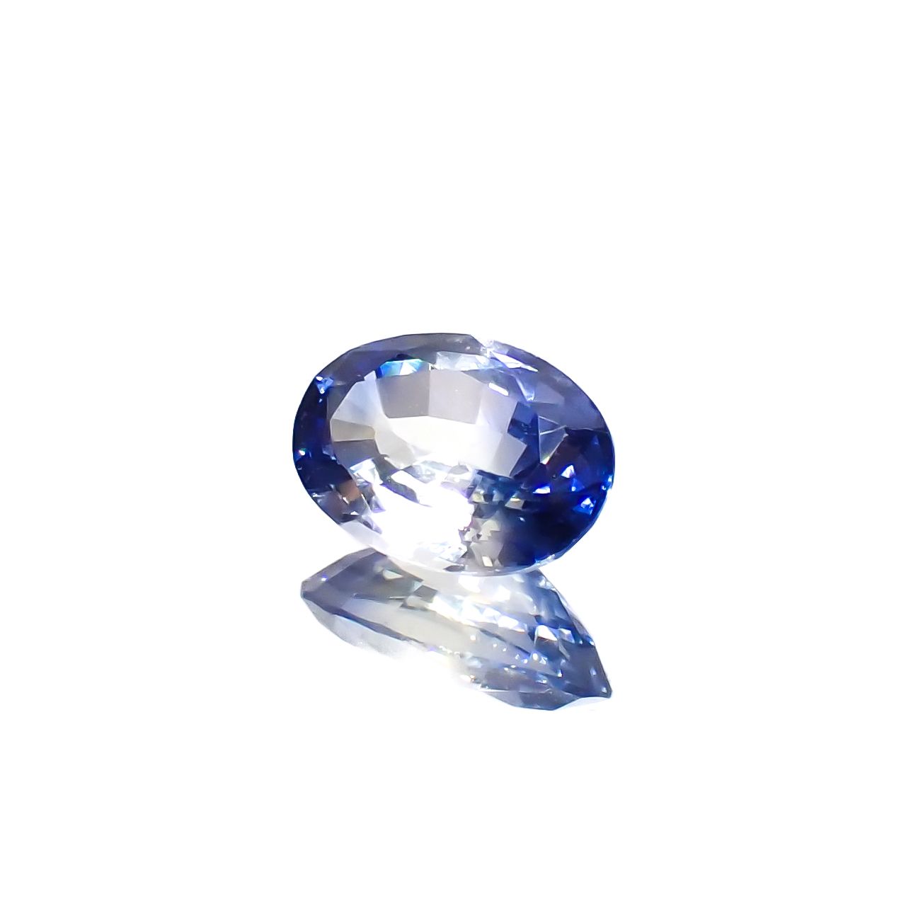バイカラーサファイア スリランカ産 0.49ct[230823020]5.9x4mm前後