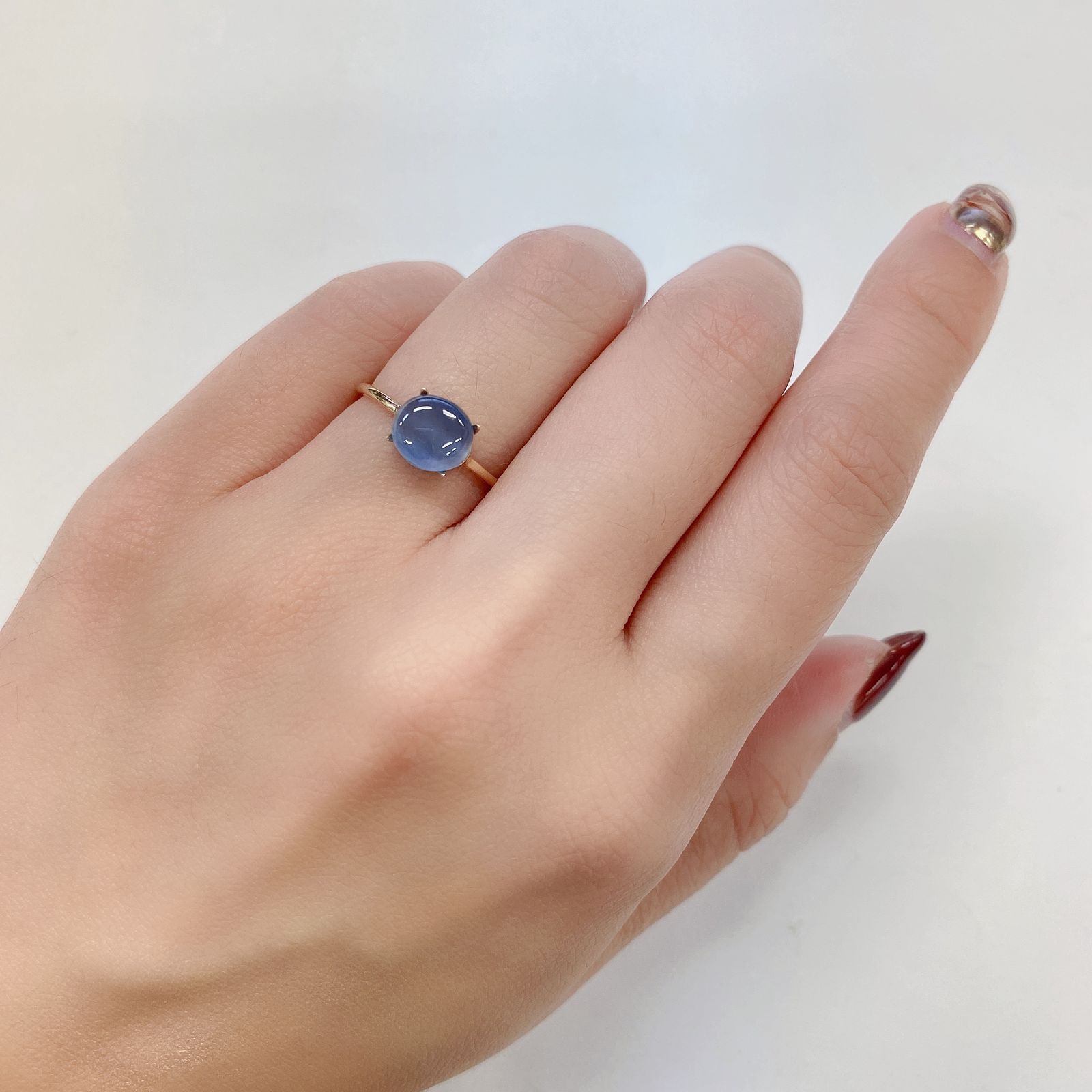 アパタイトキャッツアイ(宝石名ブルー・アパタイト・キャッツアイ)マダガスカル産 1.851ct ソ付(彩珠)[230823101]7.6x7.1mm前後