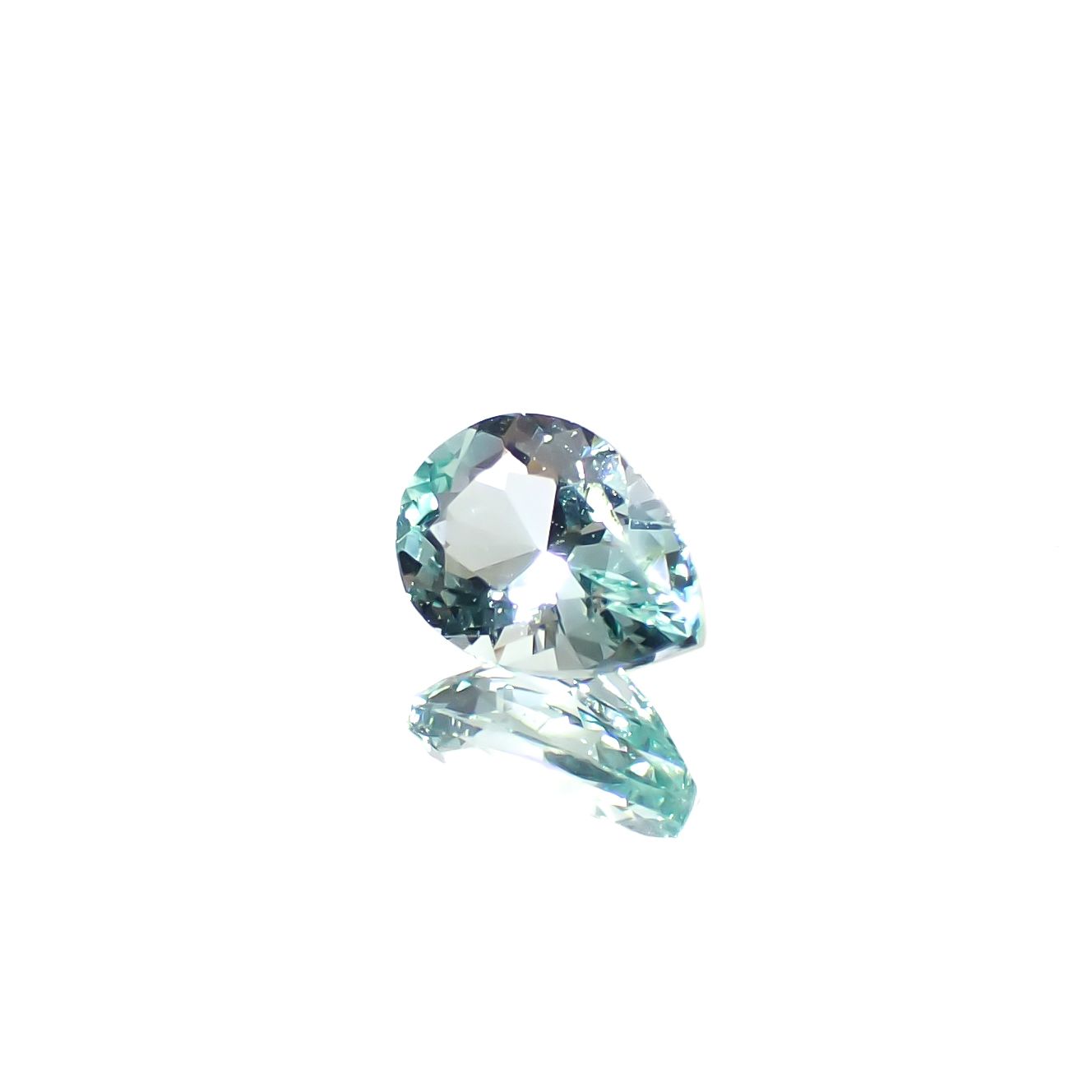 ミントベリル ブラジル産 0.26ct[240728586]5.3x3.8mm前後