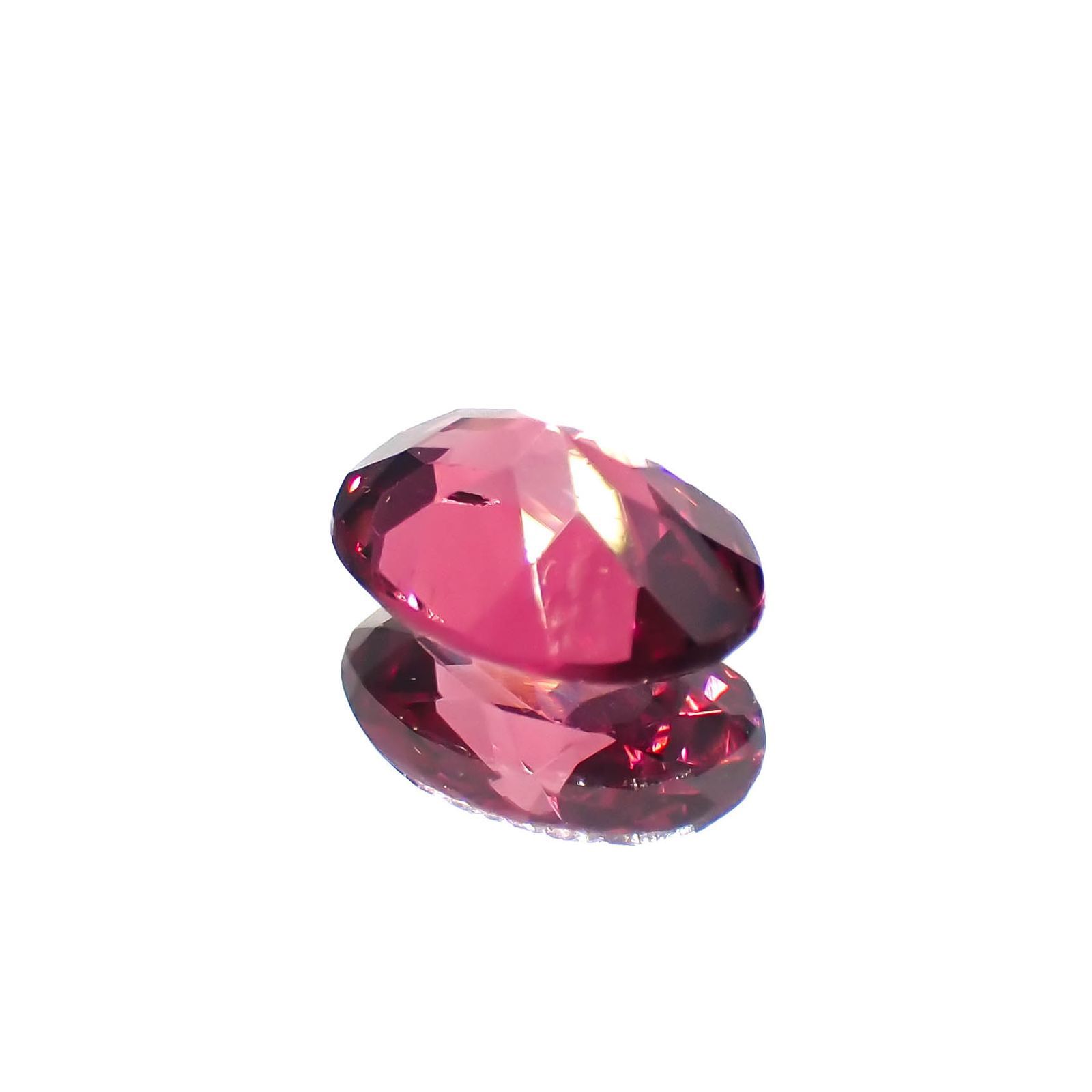 ロードライトガーネット(宝石名ロードライト・ガーネット)ブラジル産 0.92ct 識別済[221219568]7x5.1mm前後