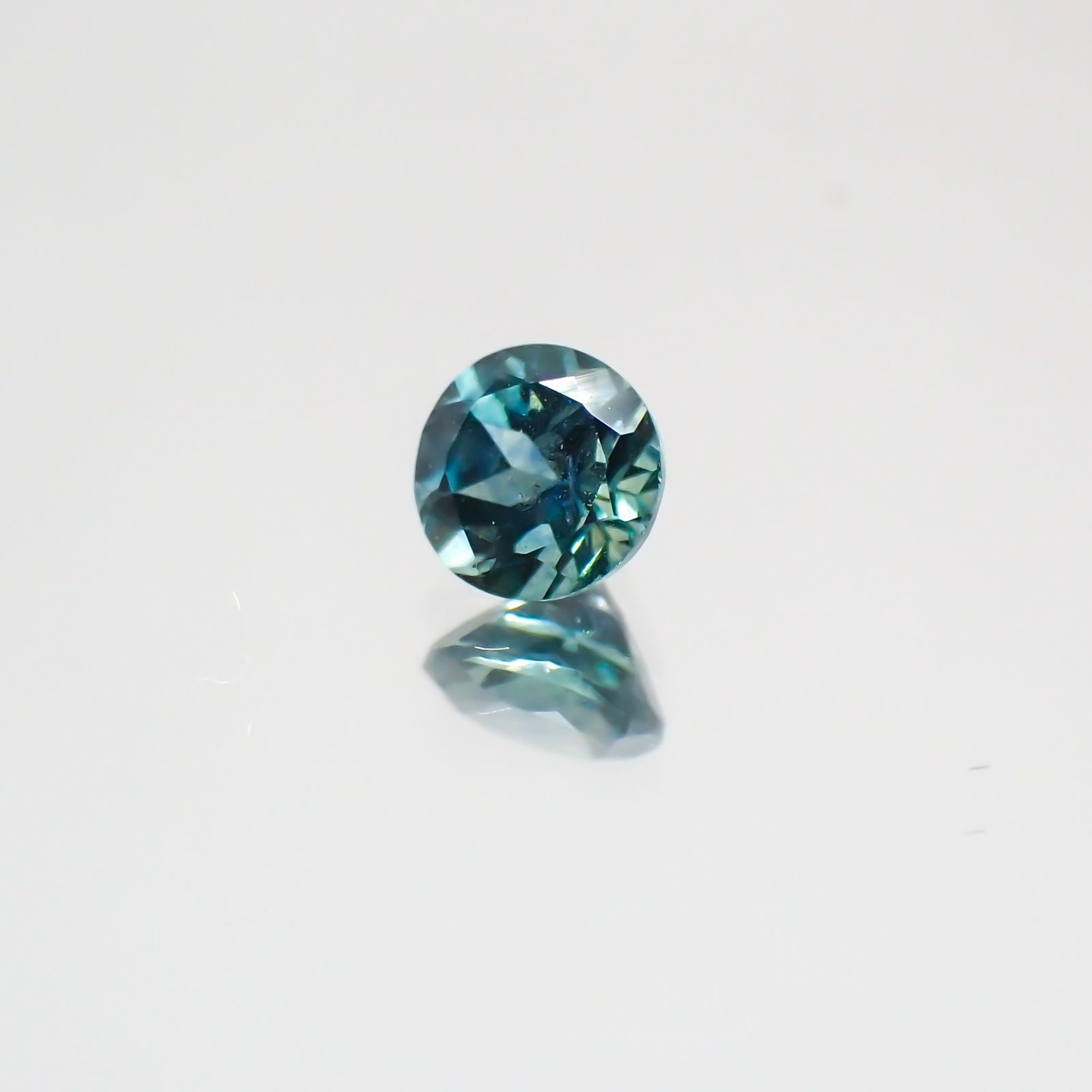 モンタナサファイア アメリカ産 ルース 0.25ct[21029907]3.5×3.5mm前後