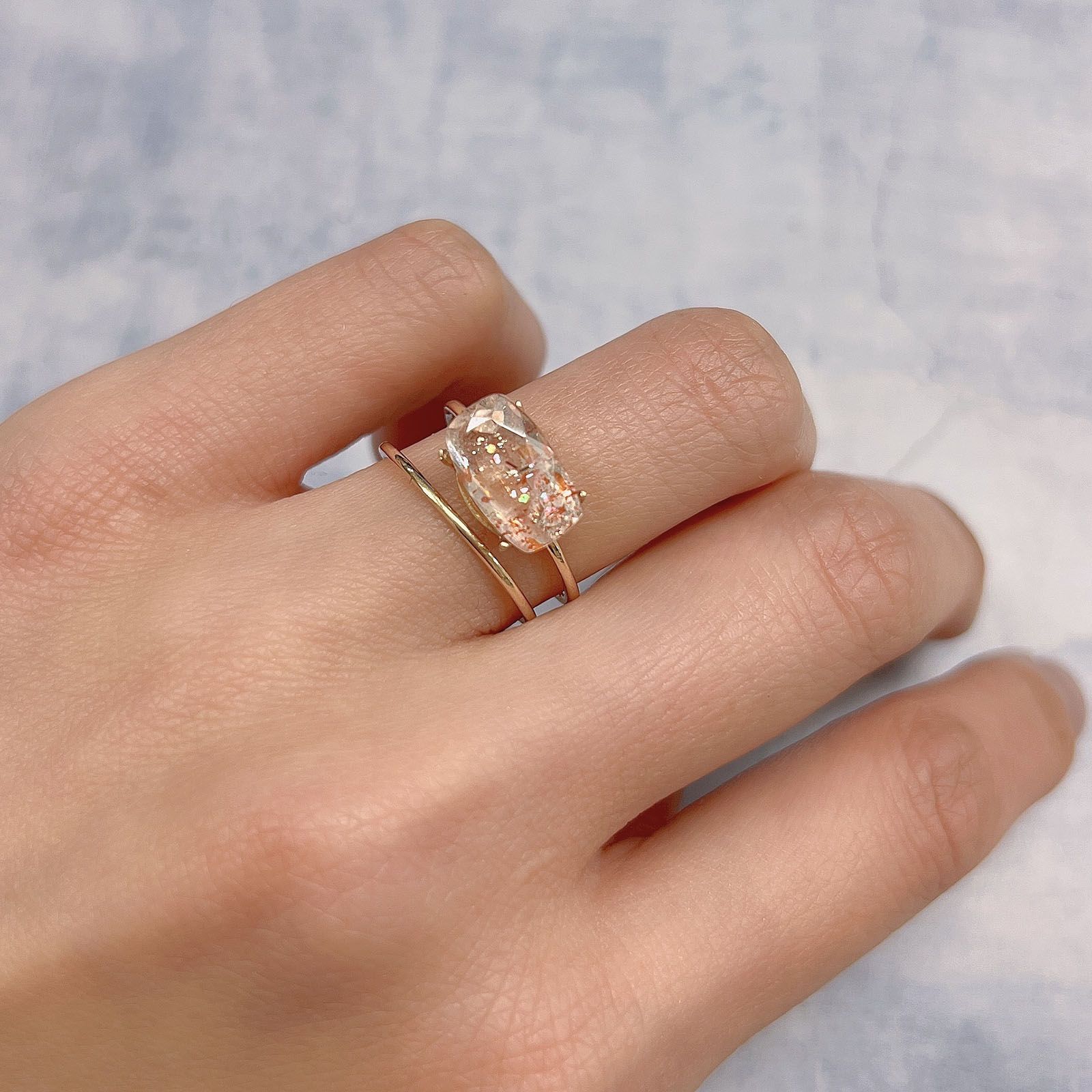 イリュージョンサンストーン(宝石名オリゴクレース)タンザニア産 2.36ct 識別済[220113869]11.3x6.8mm前後