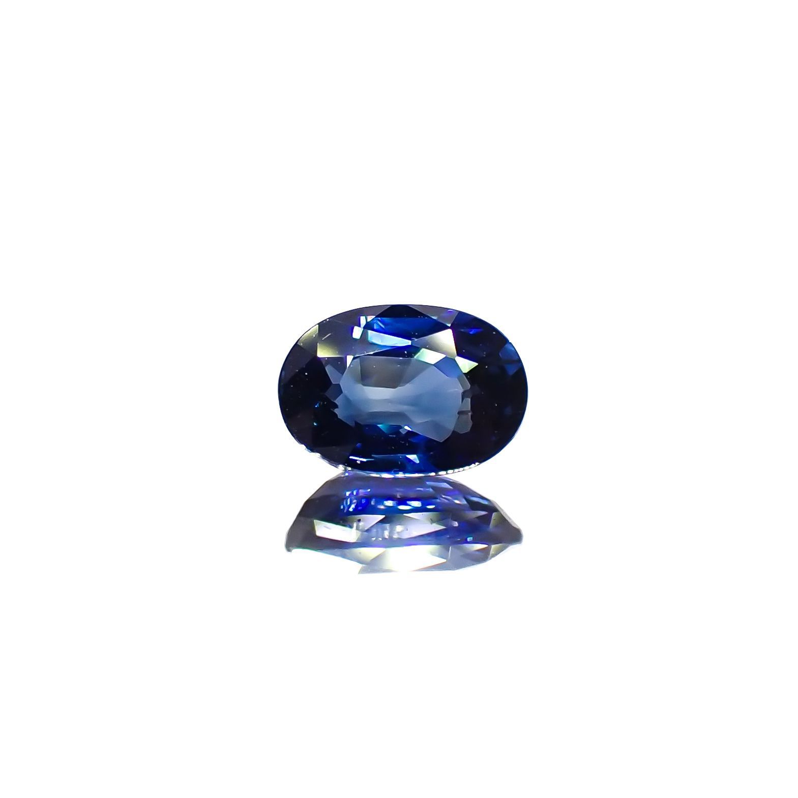 サファイア(宝石名サファイア)スリランカ/マダガスカル産 0.73ct 識別済[230120244]6.2x4.3mm前後