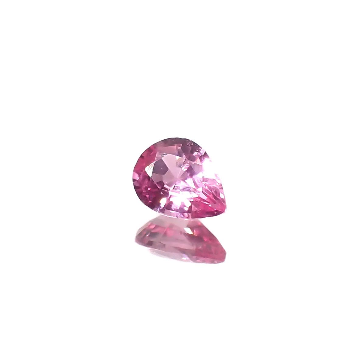 ネオンピンクサファイア スリランカ産 0.17ct[240226302]3.7x2.9mm前後